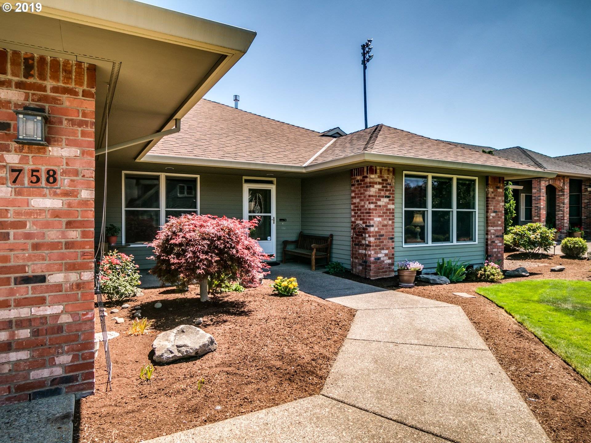 Woodburn, OR 97071,758 GOOSE HOLLOW CT