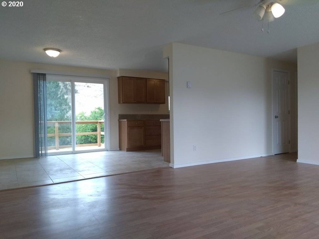 Myrtle Creek, OR 97457,1335 NE JANET LN