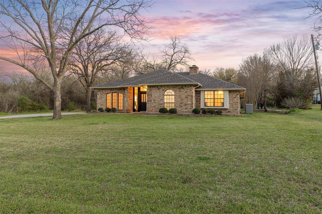 Alvarado, TX 76009,6207 Pecan Circle