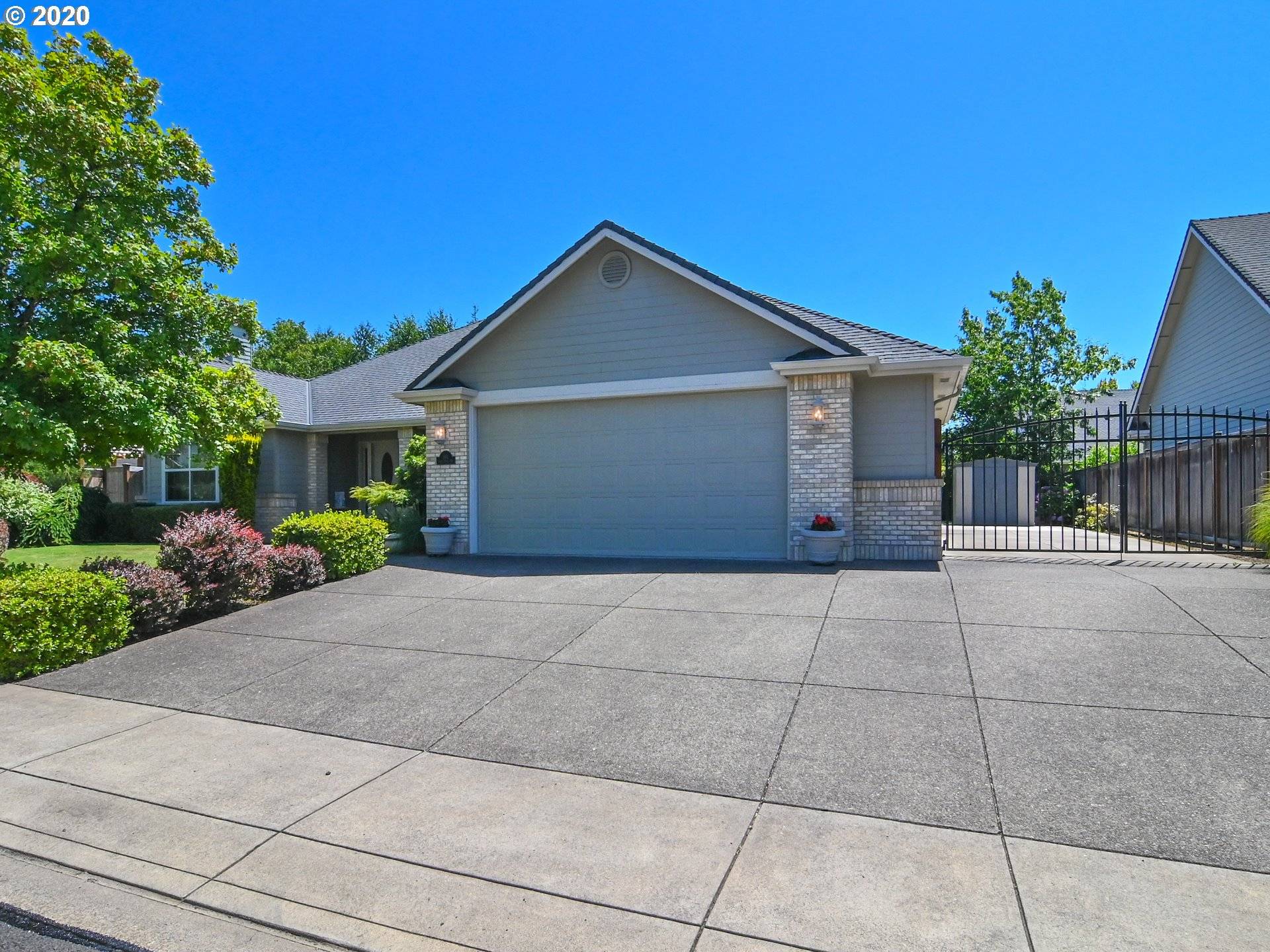 Springfield, OR 97477,841 RIVER KNOLL WAY