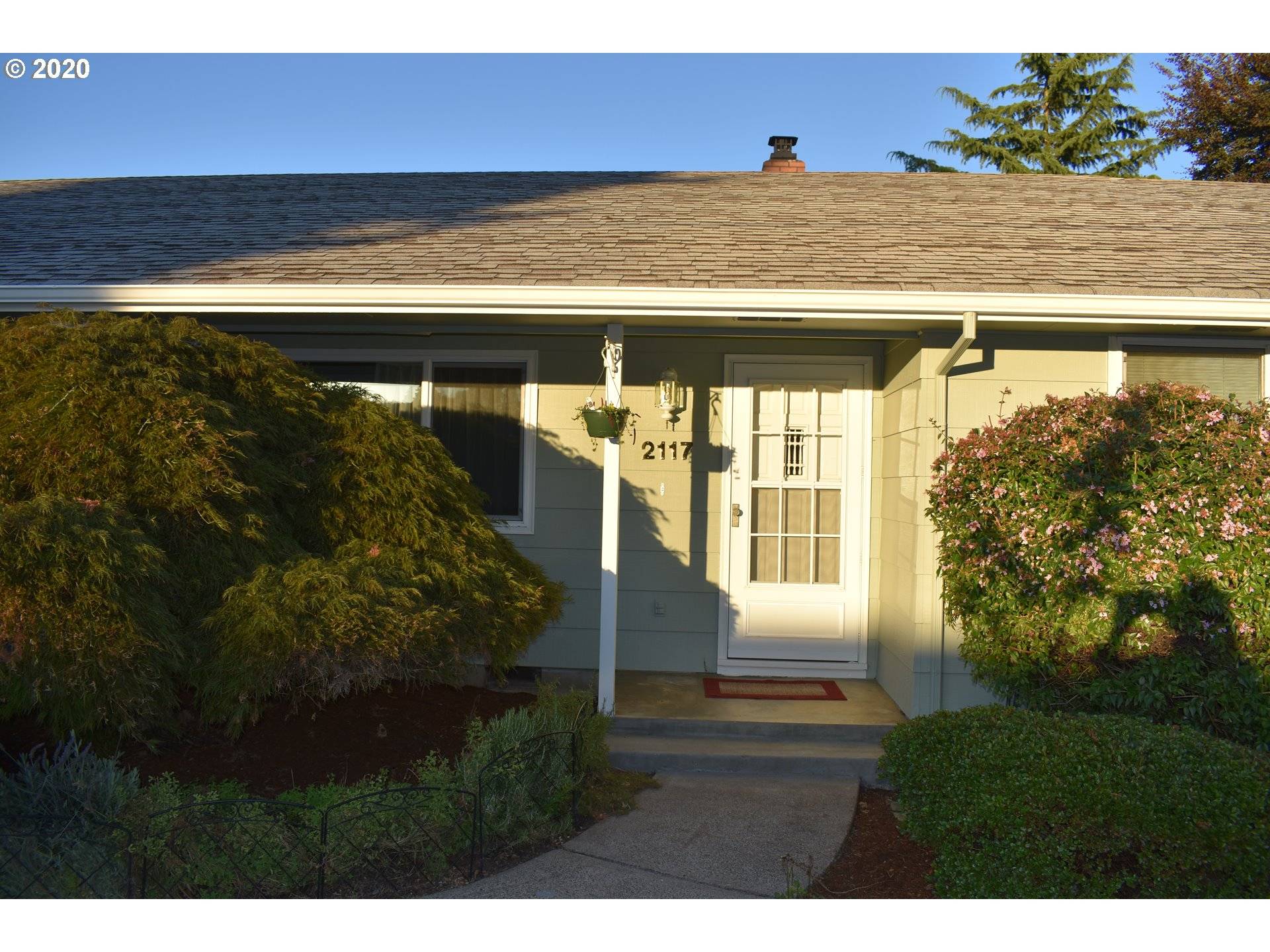 Eugene, OR 97402,2117 N DANEBO AVE