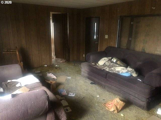 Jefferson, OR 97352,726 S SUNRISE DR