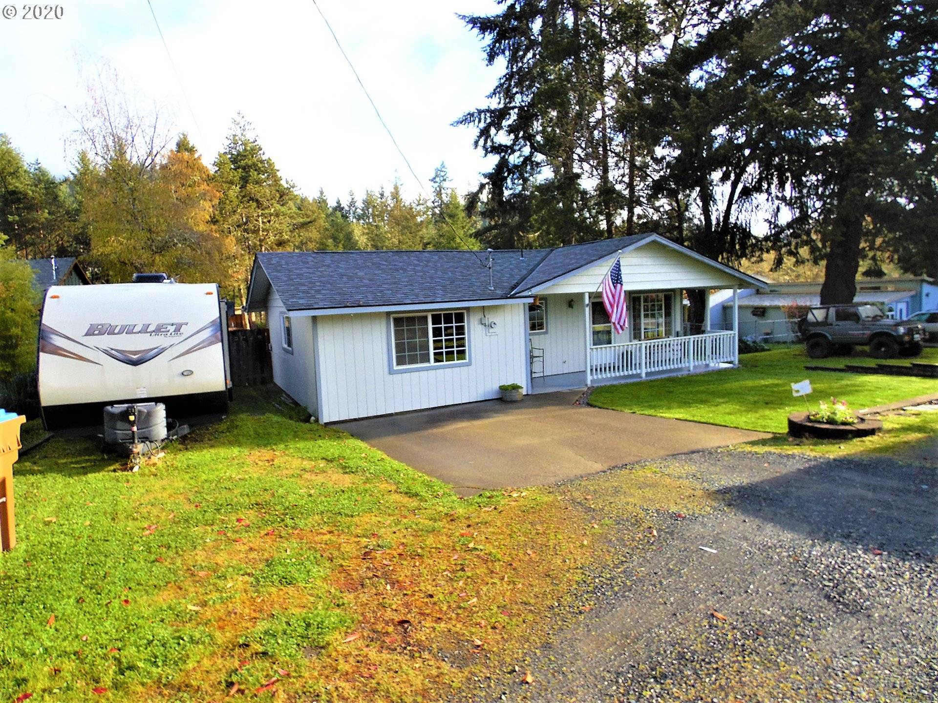 Myrtle Creek, OR 97457,685 NE LAURANCE ST