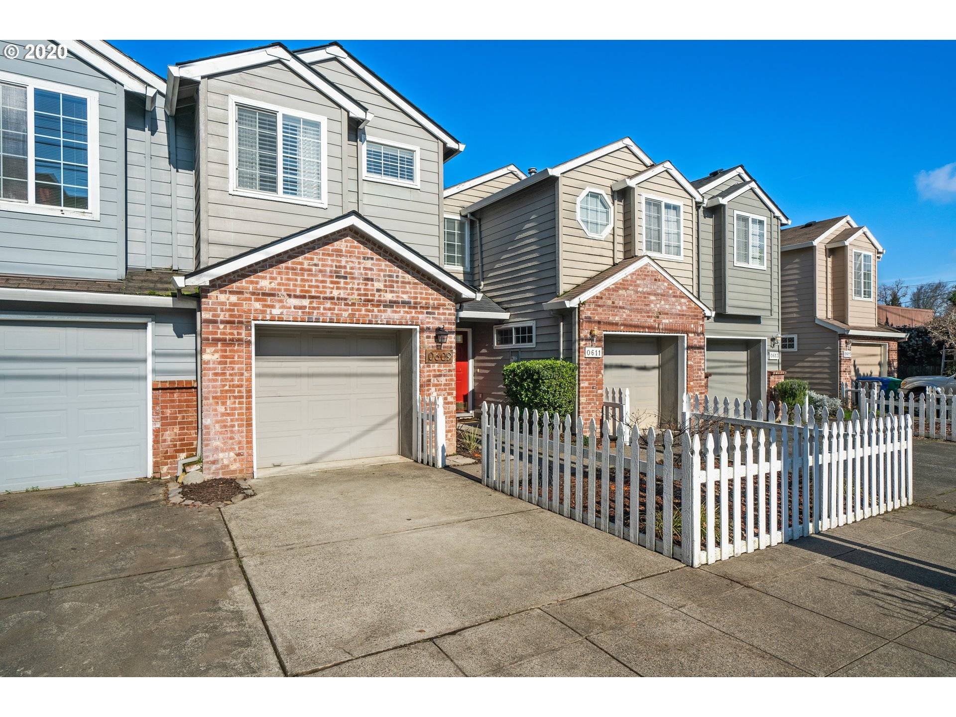 Portland, OR 97219,609 SW NEVADA ST