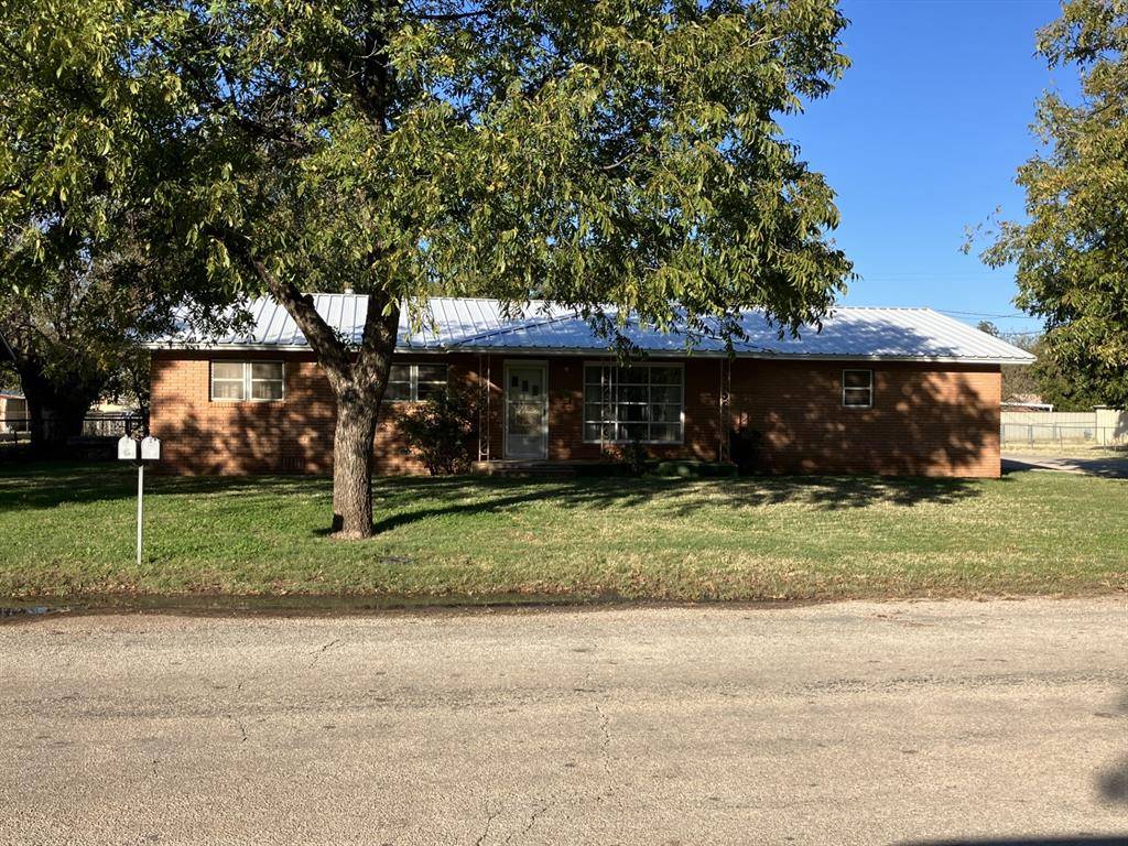 Seymour, TX 76380,500 S Cedar