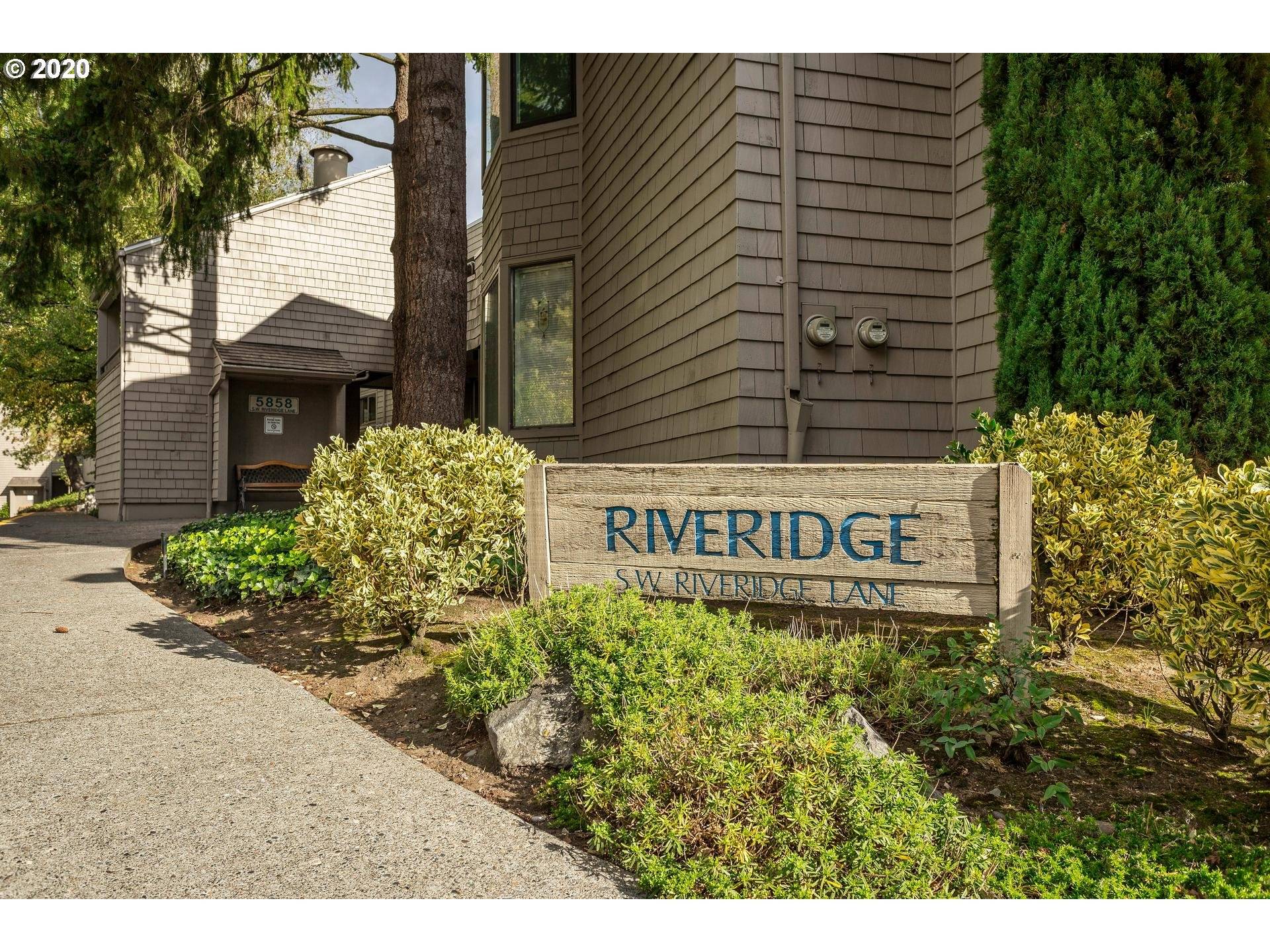 Portland, OR 97239,5858 S RIVERIDGE LN #29