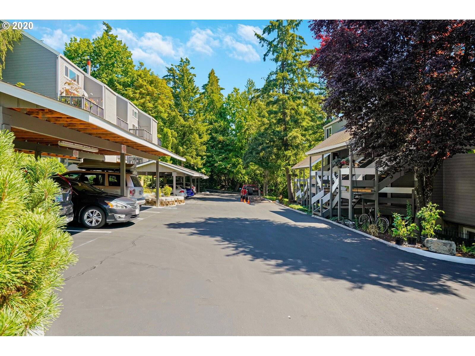 Lake Oswego, OR 97035,4636 LOWER DR