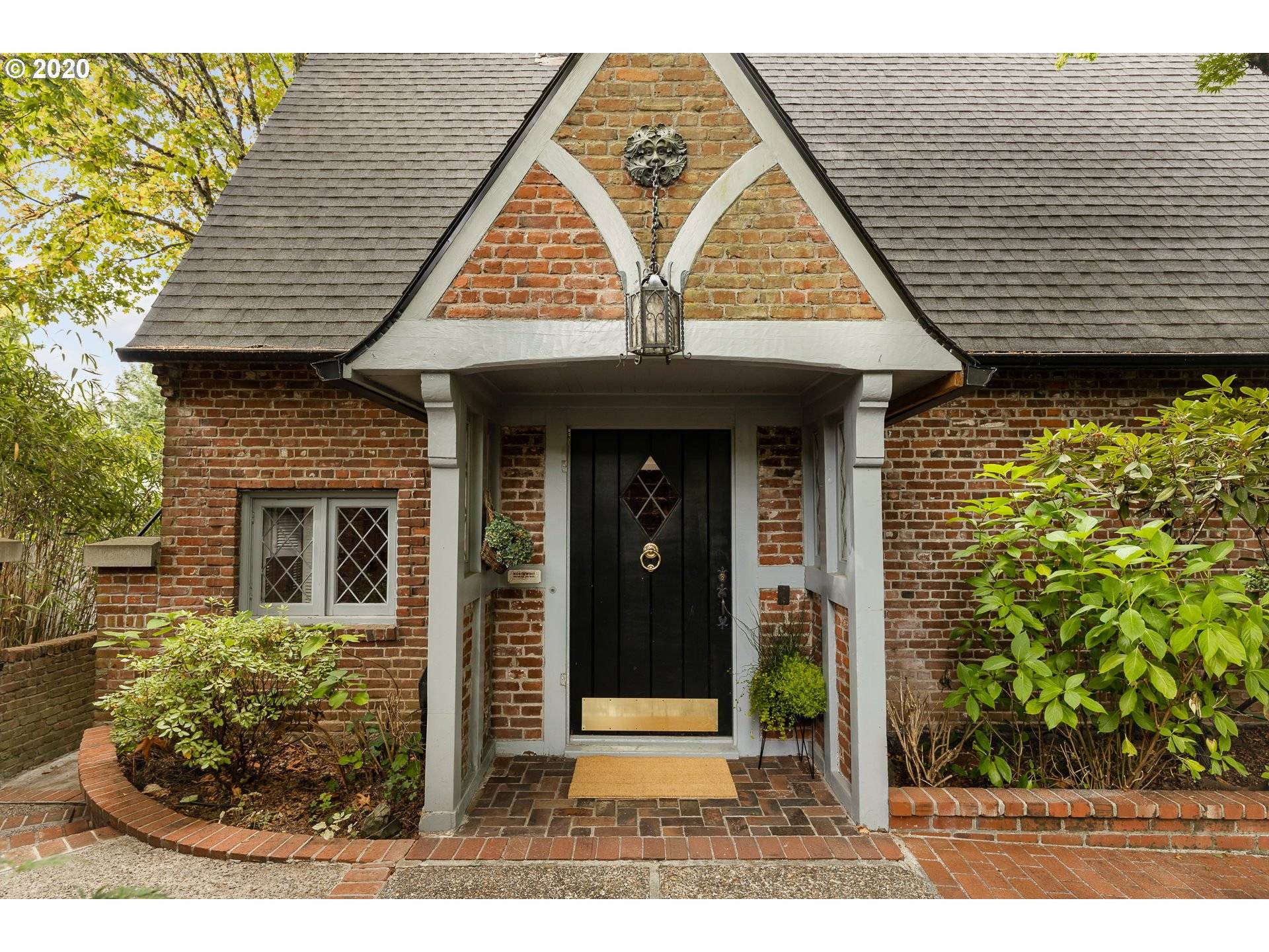 Portland, OR 97221,4469 SW GREENLEAF DR