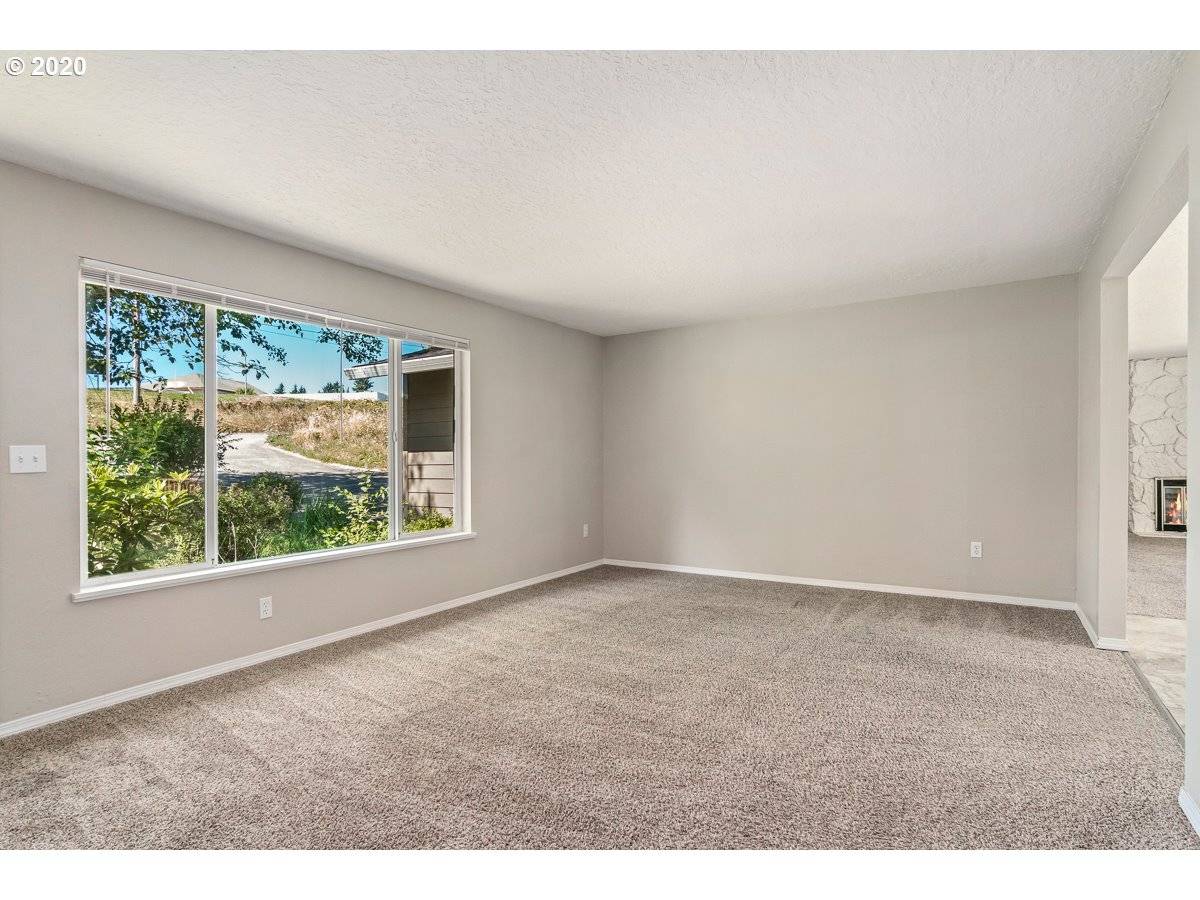 Corbett, OR 97019,800 NE EVANS RD