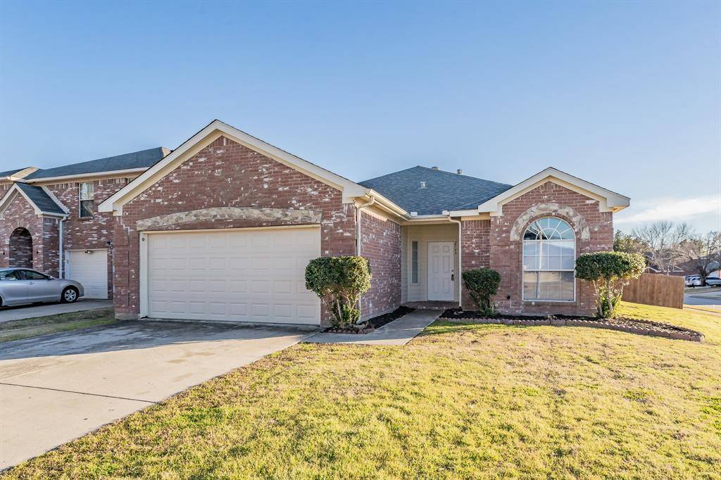 Grand Prairie, TX 75052,2763 N Hampton Drive