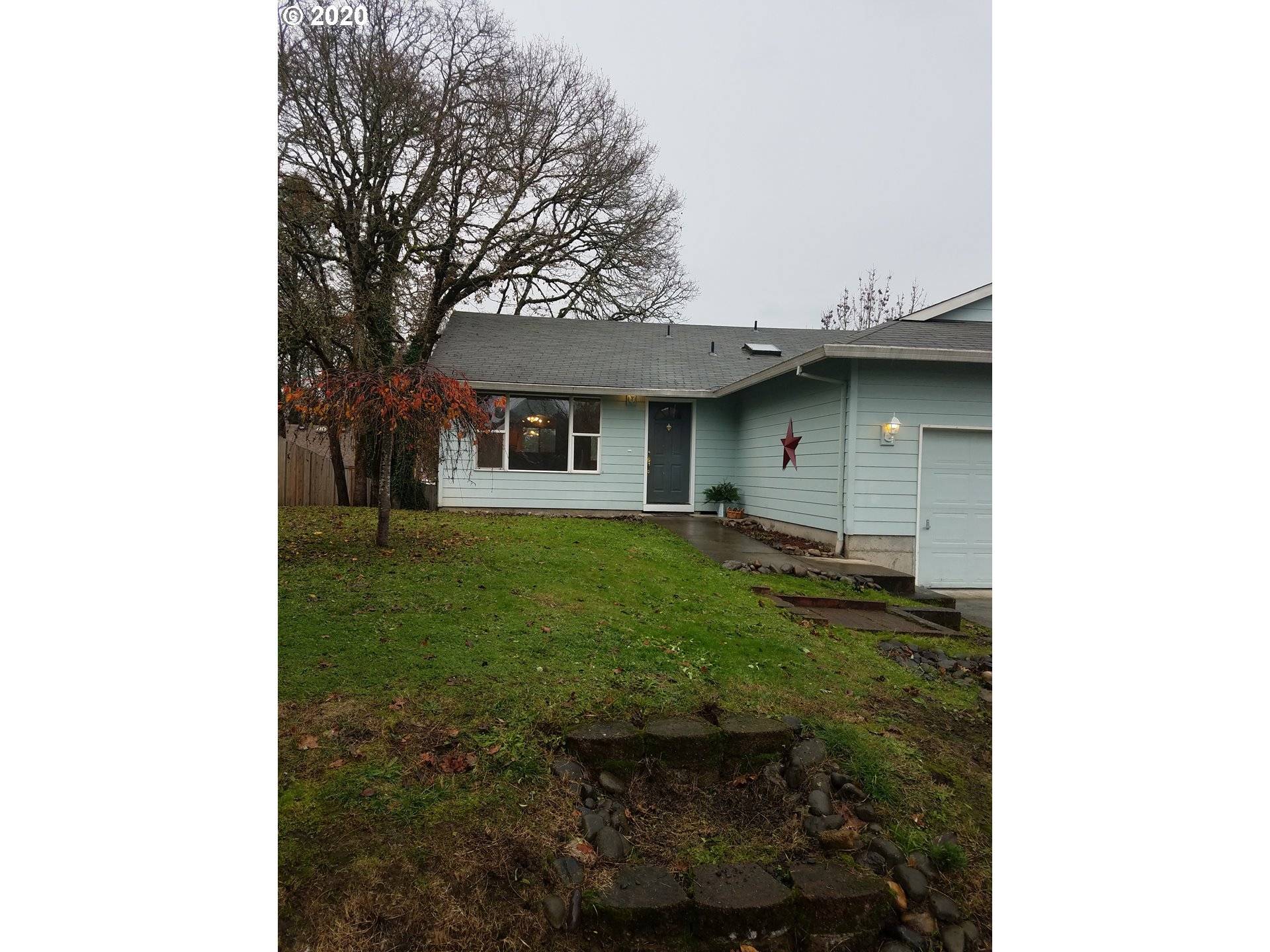 St Helens, OR 97051,324 S 13TH ST