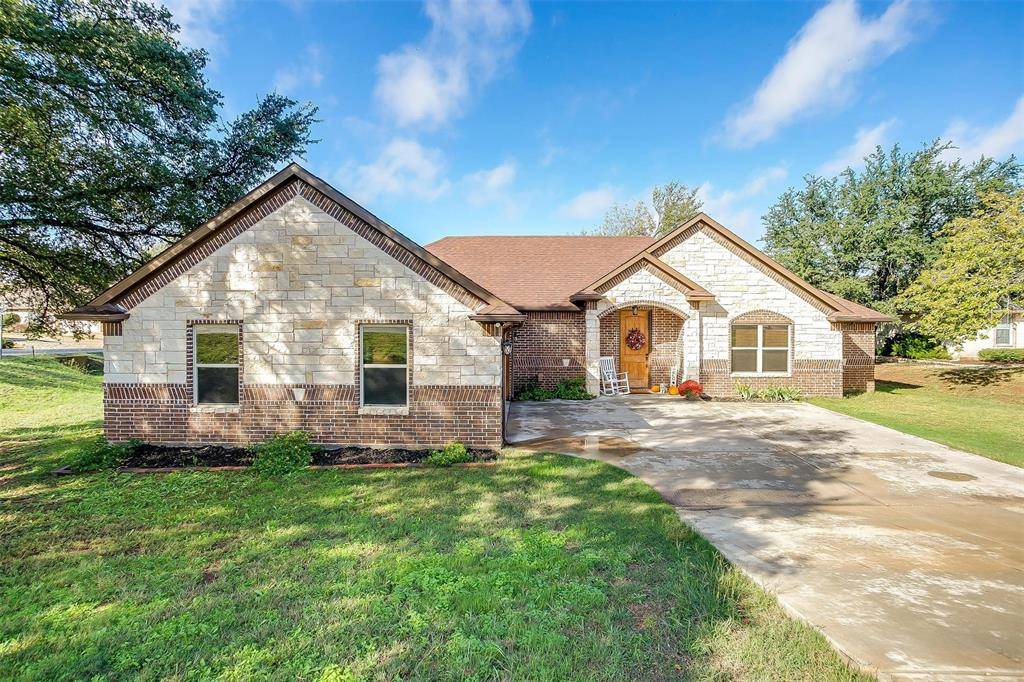 Granbury, TX 76049,8500 Linden Court