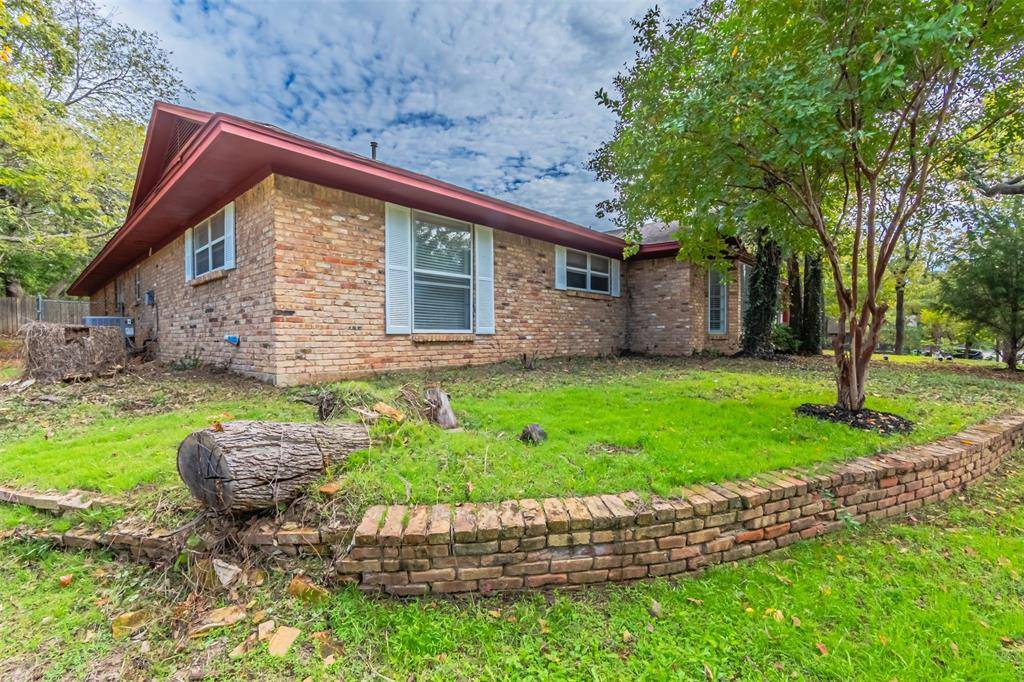 Denton, TX 76209,2524 Jamestown Lane