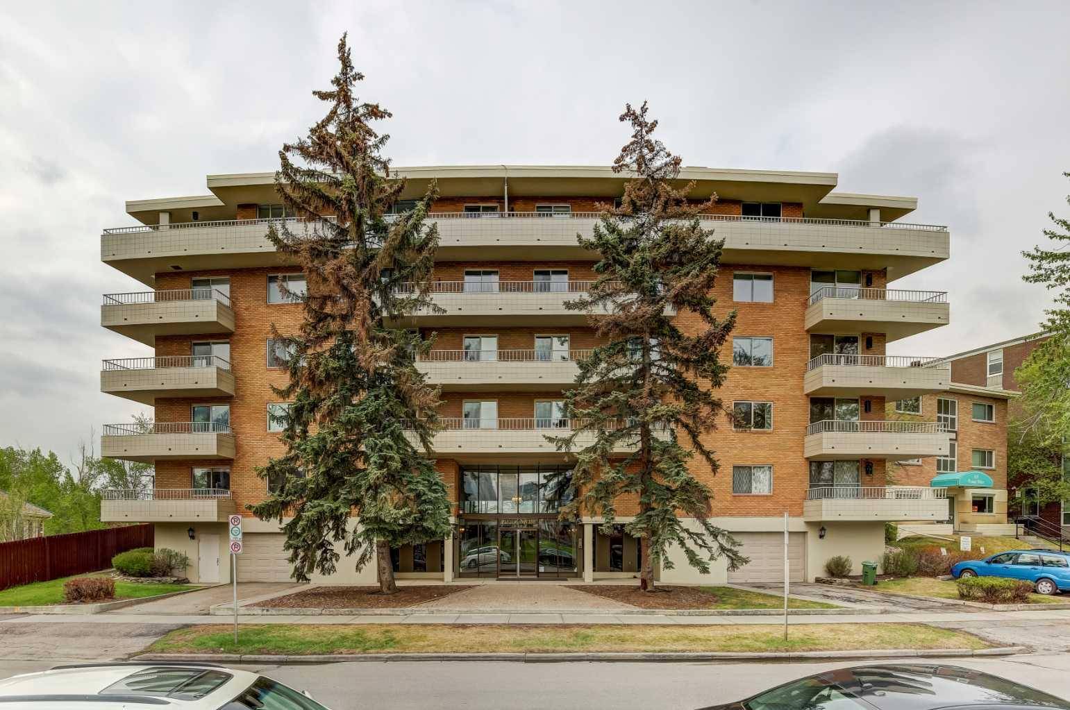 Calgary, AB T2S 0G2,629 Royal AVE SW #304