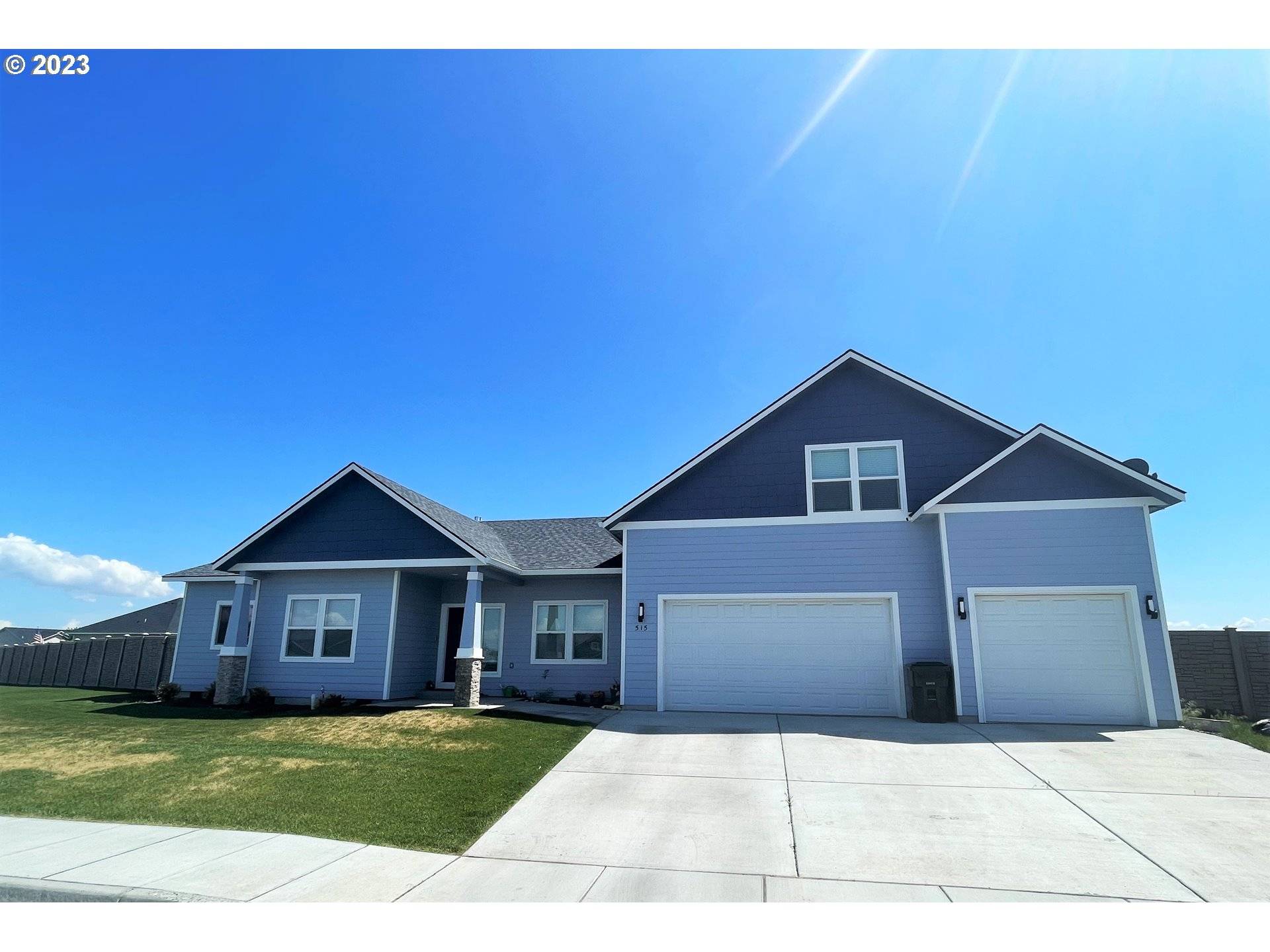 Hermiston, OR 97838,515 SW DESERT SKY DR