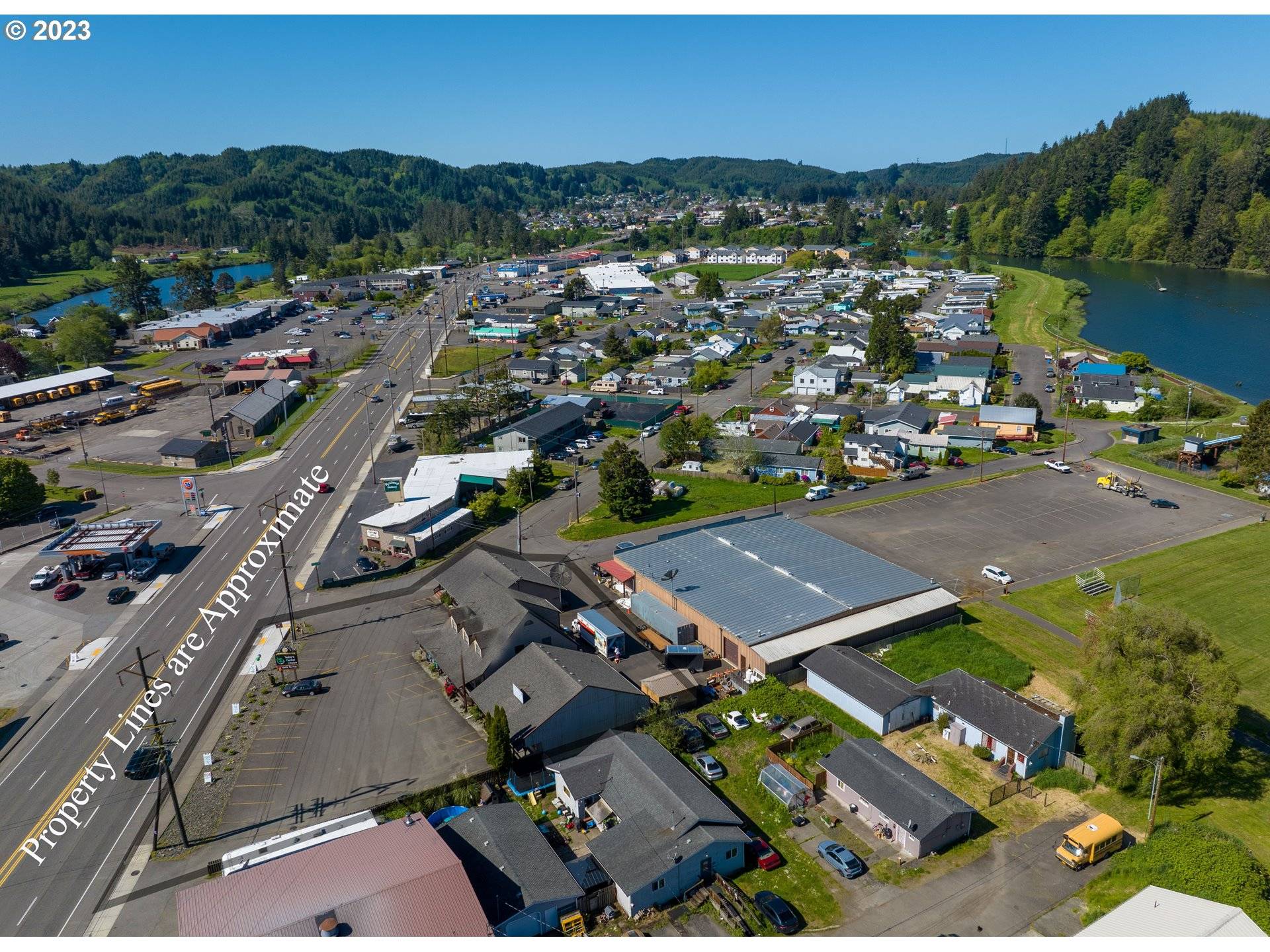 Reedsport, OR 97467,1061 HIGHWAY 101