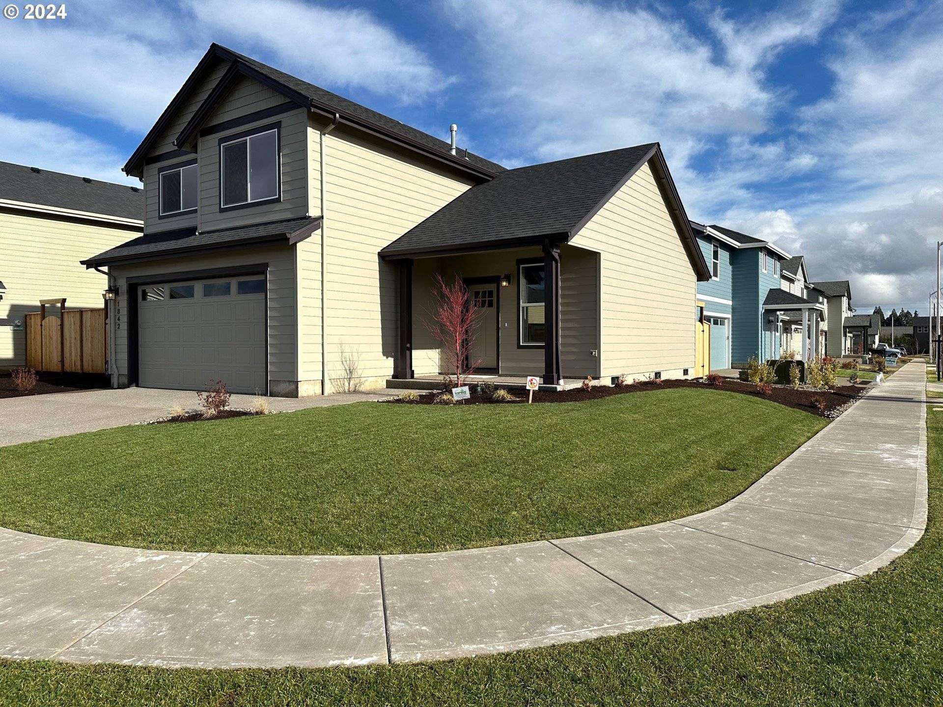 Dallas, OR 97338,1842 SE BLUEBERRY ST #12