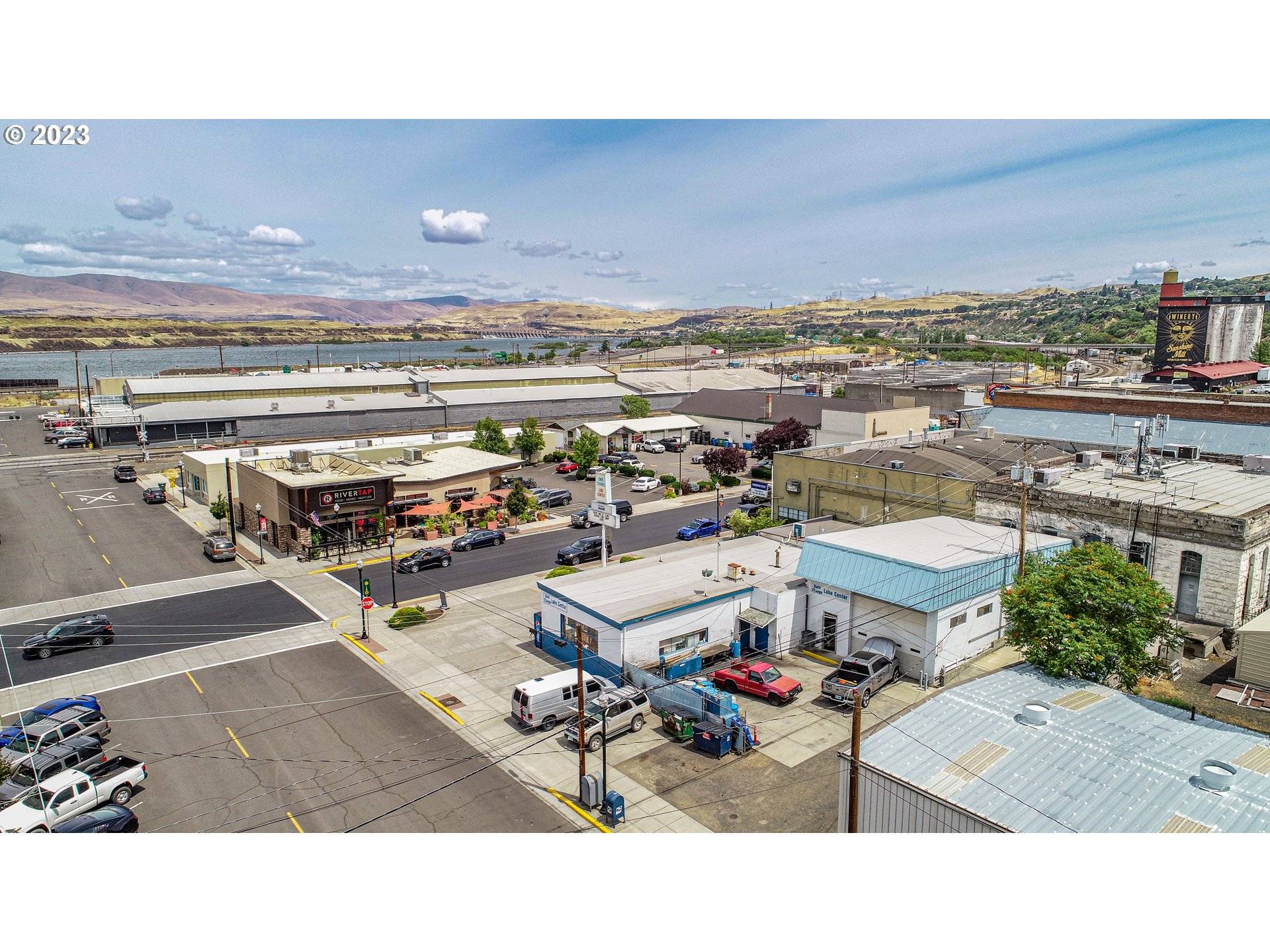 The Dalles, OR 97058,700 E 2ND ST