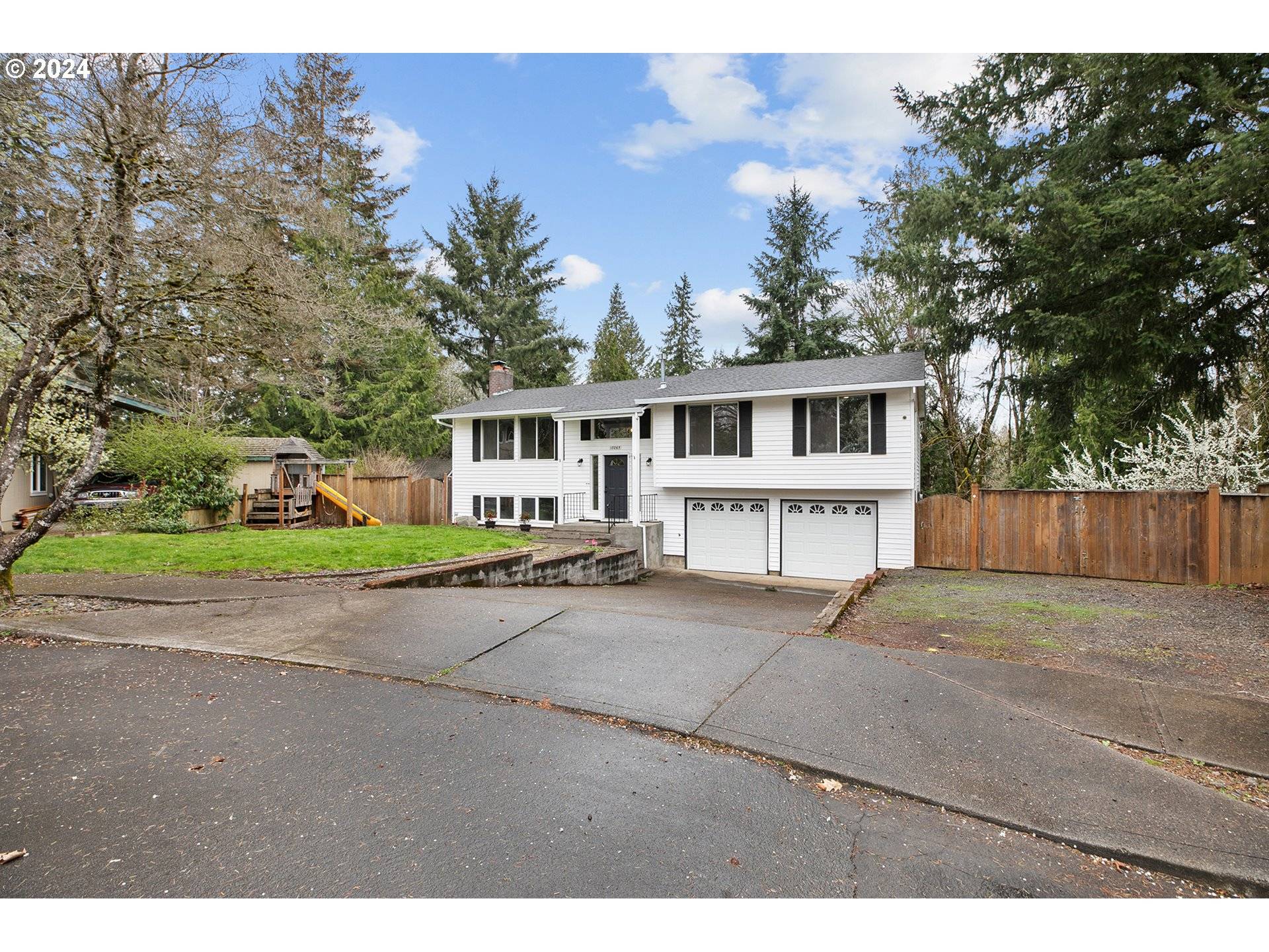 Sandy, OR 97055,18065 SE LAMPER CT