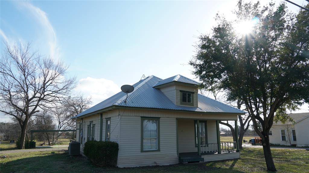 Palmer, TX 75152,307 W Jefferson Street