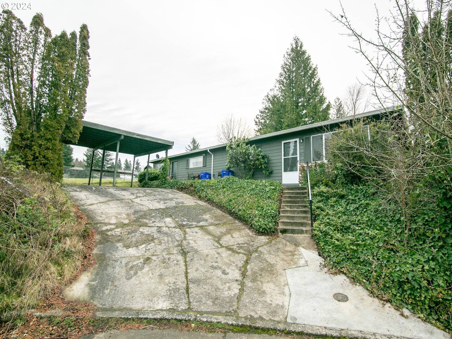 Gresham, OR 97030,910 NW WONDERVIEW CT