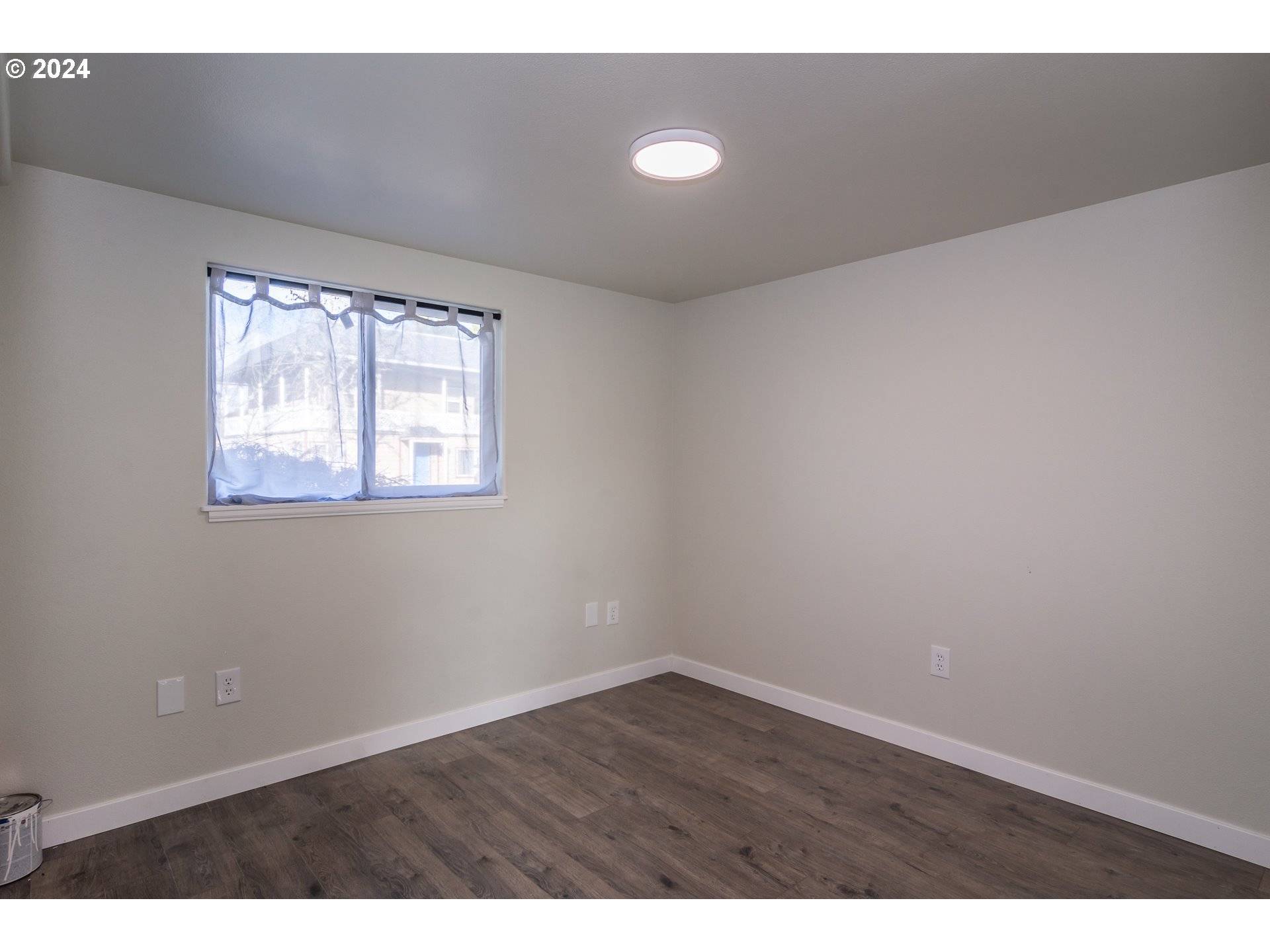 Roseburg, OR 97470,1719 SE GILES ST