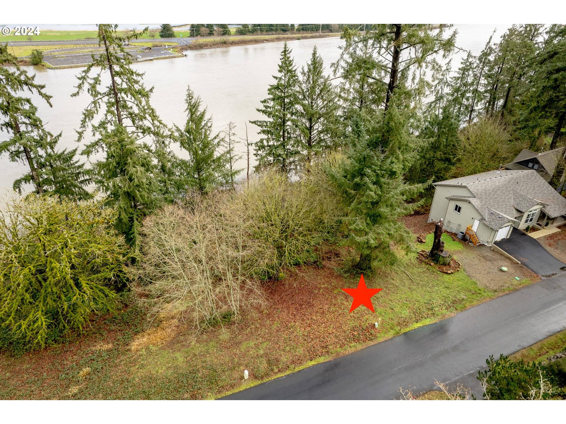 Nehalem, OR 97131,34655 Riverway Dr