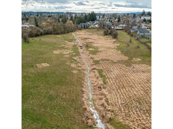 Carlton, OR 97111,Garfield ST