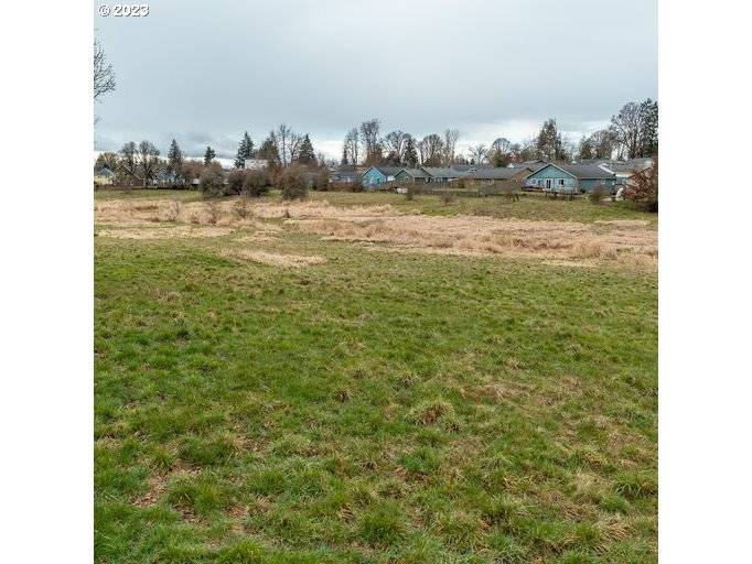 Carlton, OR 97111,Garfield ST