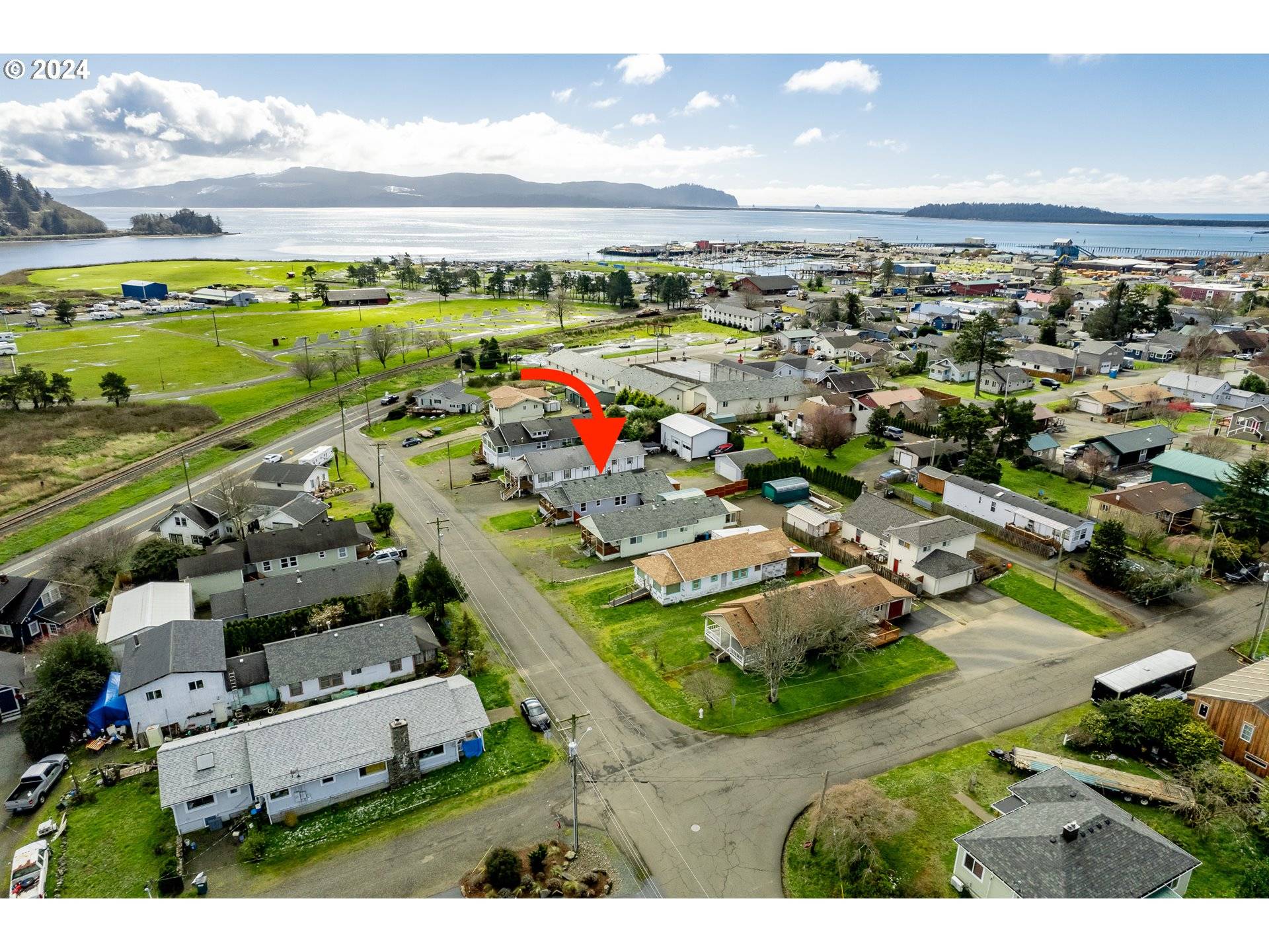 Garibaldi, OR 97118,301 1ST ST