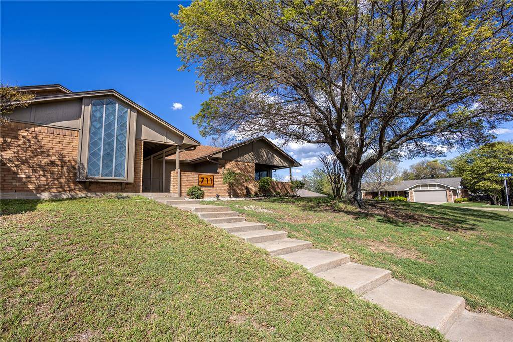 Weatherford, TX 76086,711 E Park Avenue