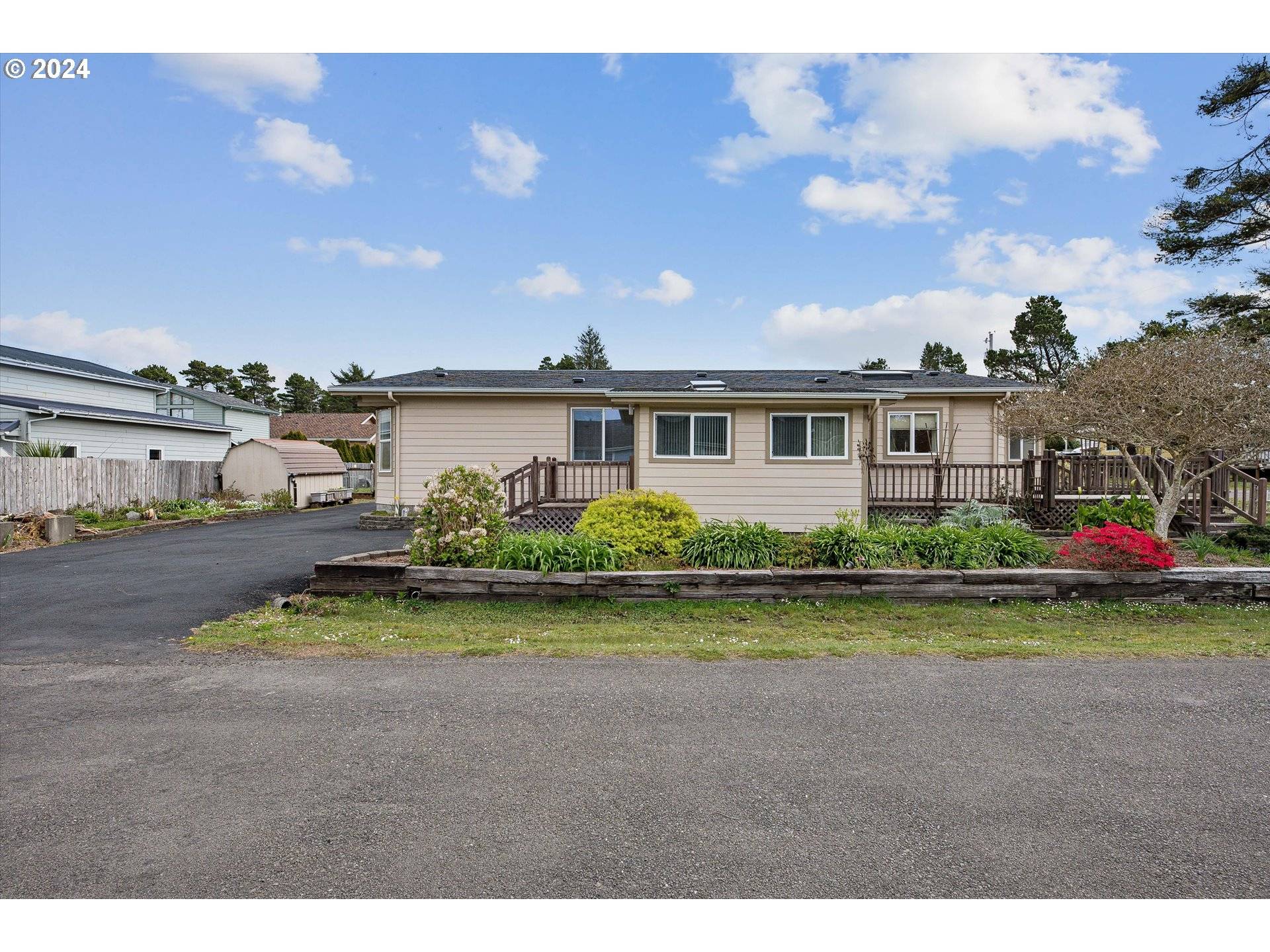 Gleneden Beach, OR 97388,155 LORRAINE ST