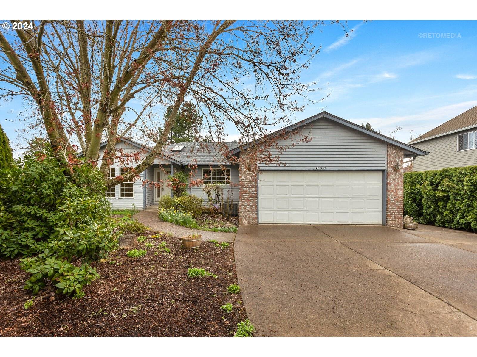 Woodburn, OR 97071,960 AMITY CT