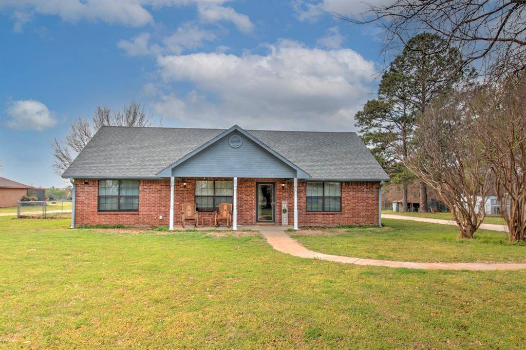 Sadler, TX 76264,928 Big Mineral Road