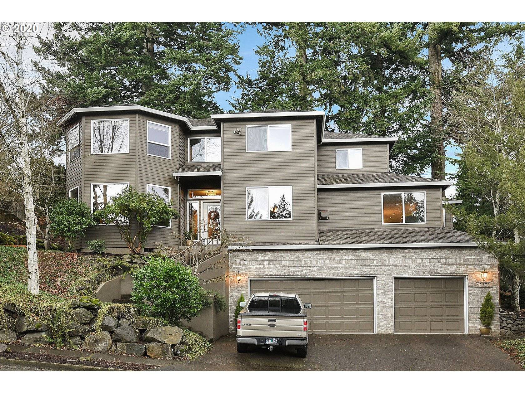 West Linn, OR 97068,21305 MILES DR