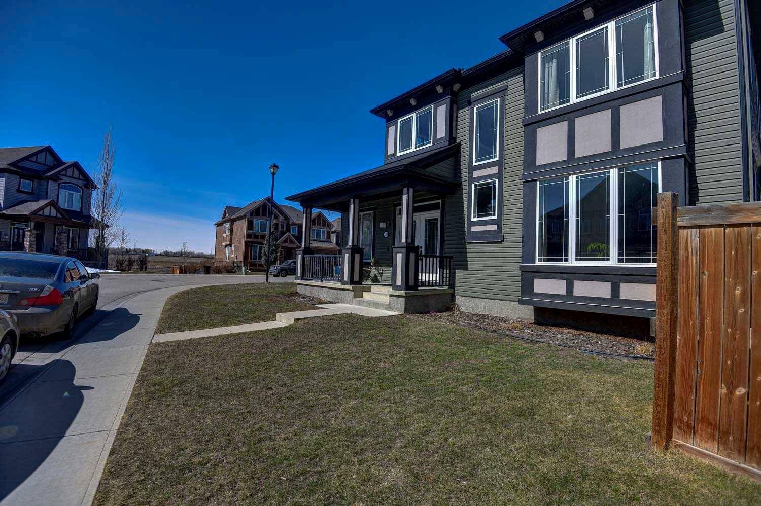 Airdrie, AB T4B 3S8,111 Windwood GRV SW