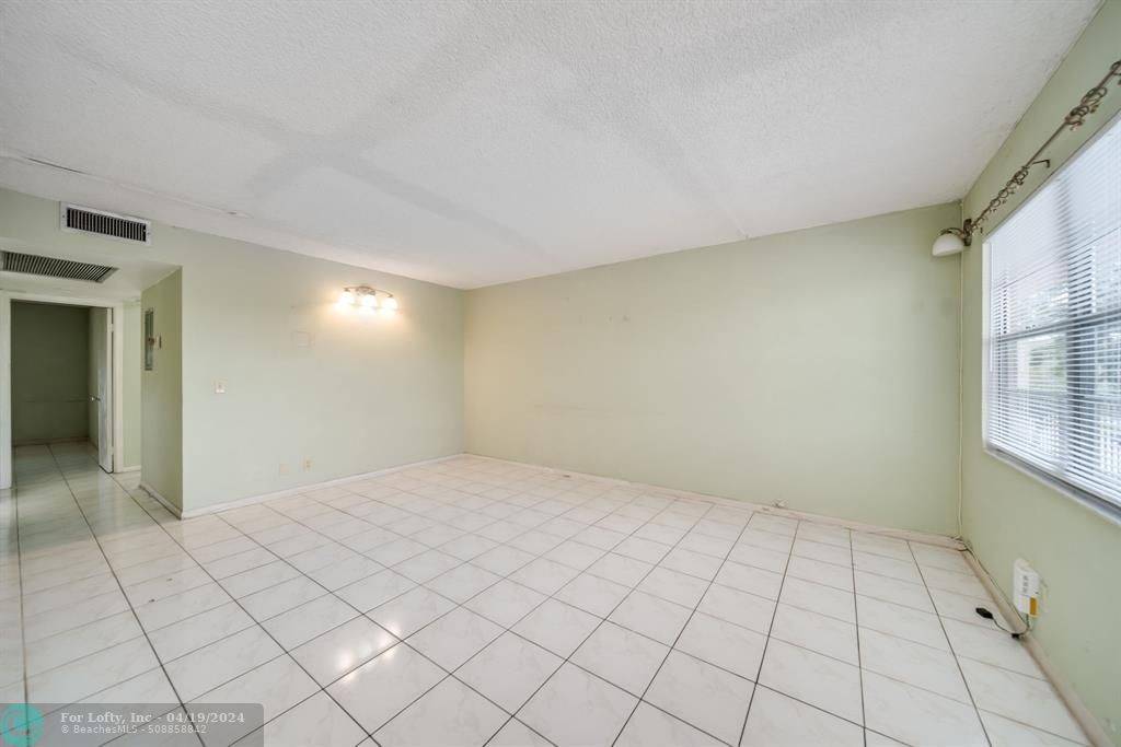 Pembroke Pines, FL 33027,551 SW 135th Ave  #306B