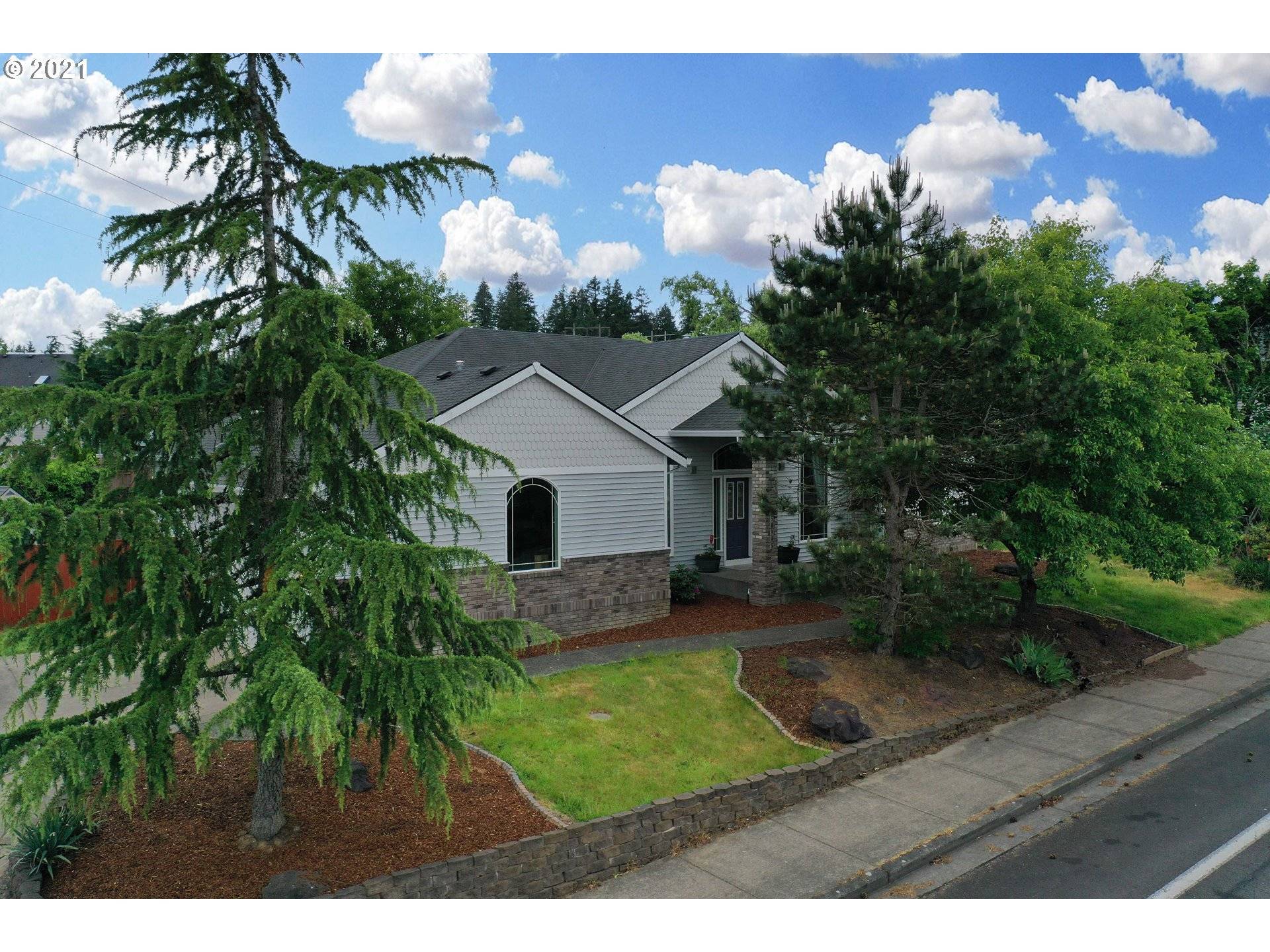 St Helens, OR 97051,58945 SUMMIT VIEW DR