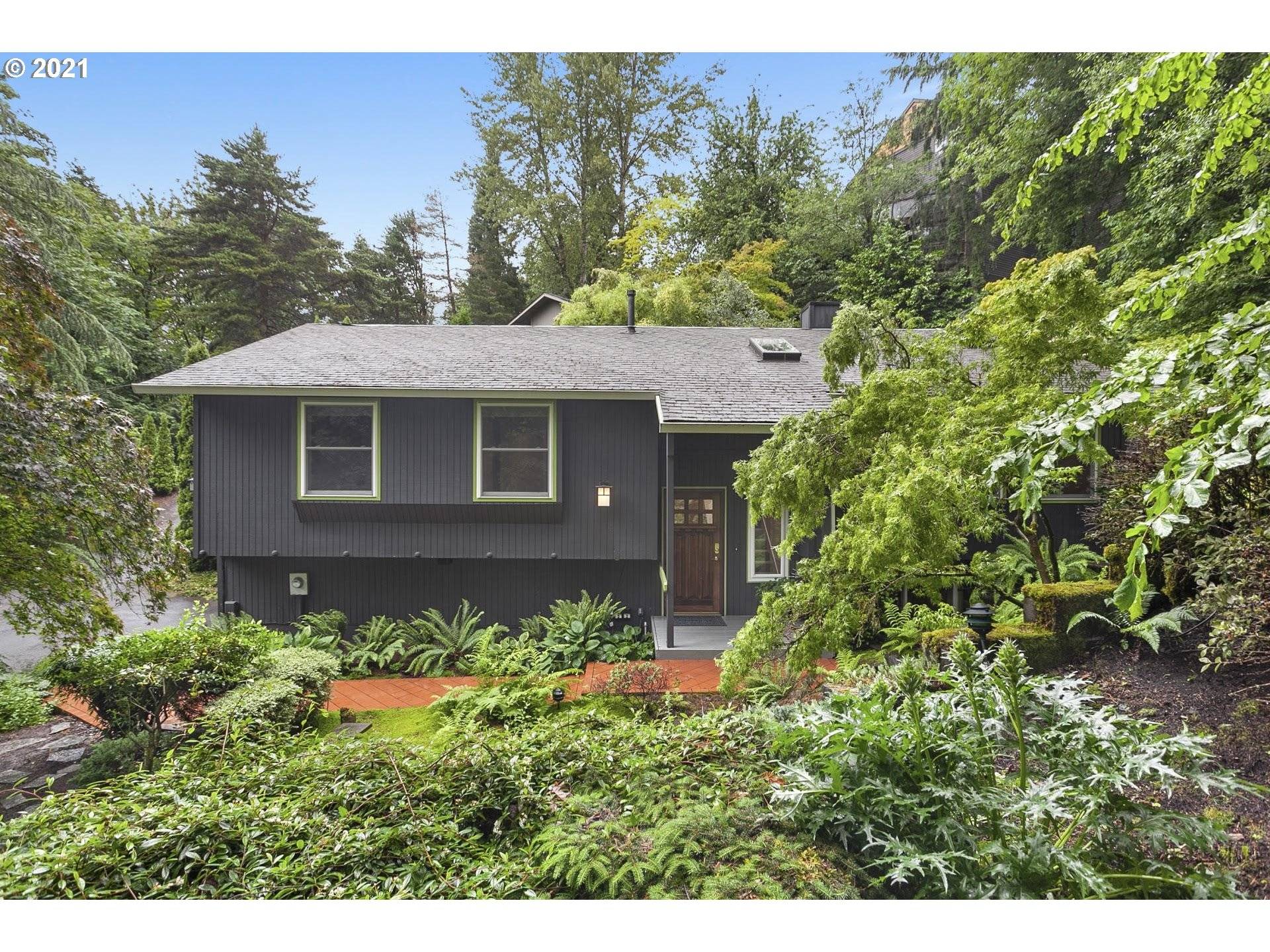 Portland, OR 97219,4856 SW GARDEN HOME RD