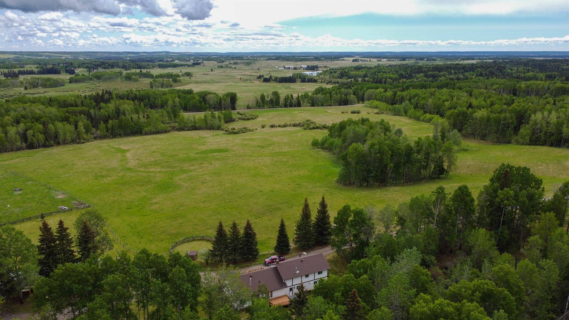 Rural Mountain View County, AB T0M 1X0,33080 Range Road 65 A RD