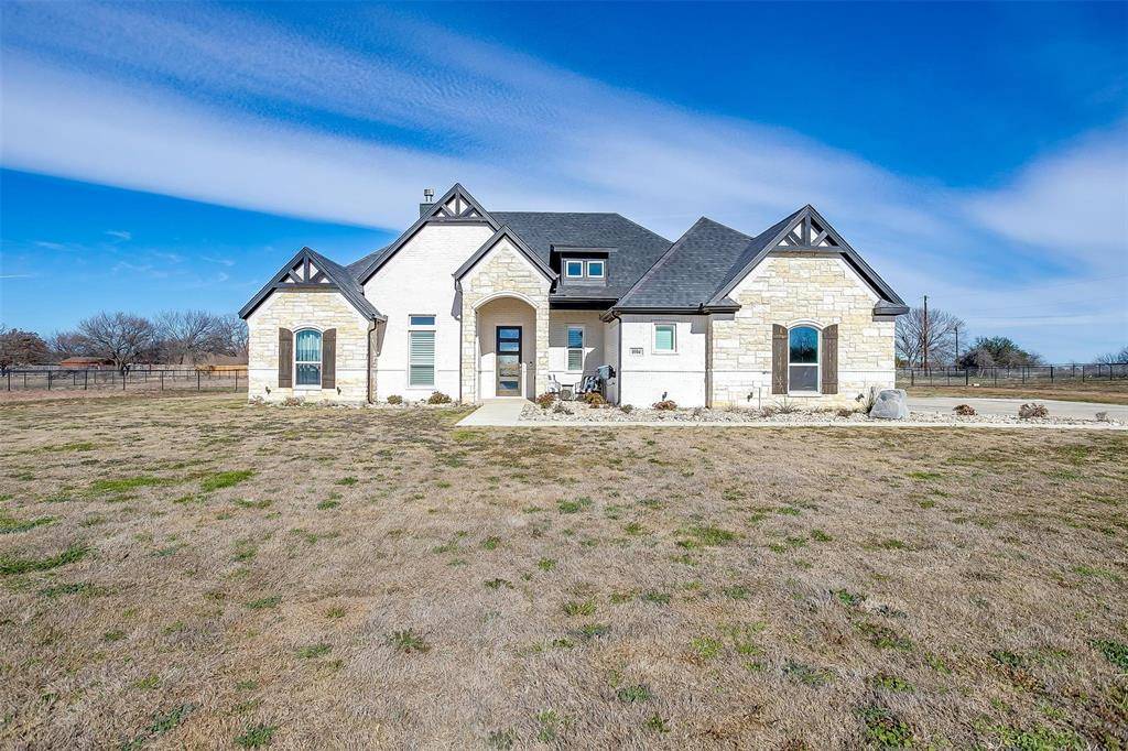 Weatherford, TX 76088,1004 Bobcat Pass Drive