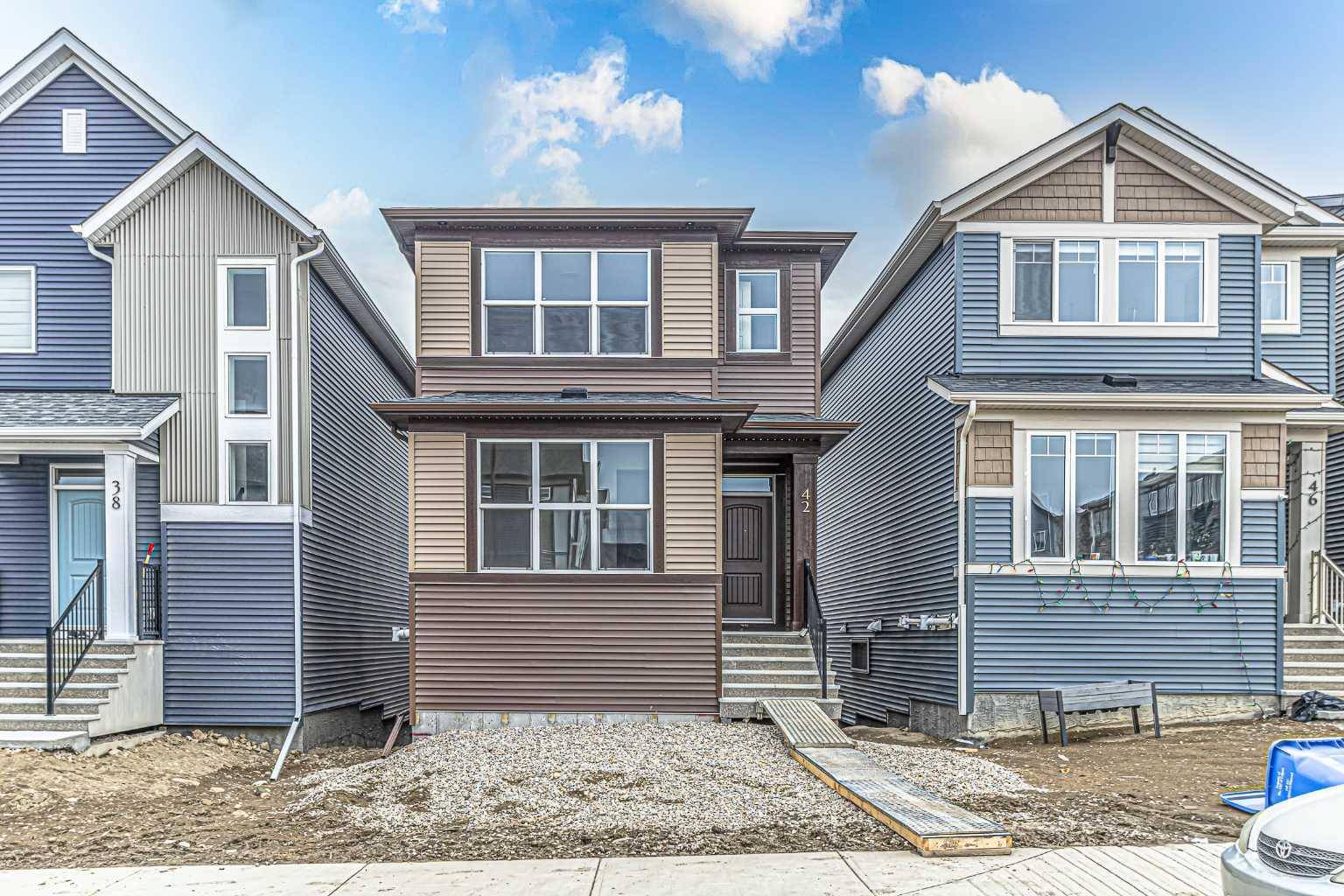 Calgary, AB T3R 1Z6,42 AQUILA WAY NW