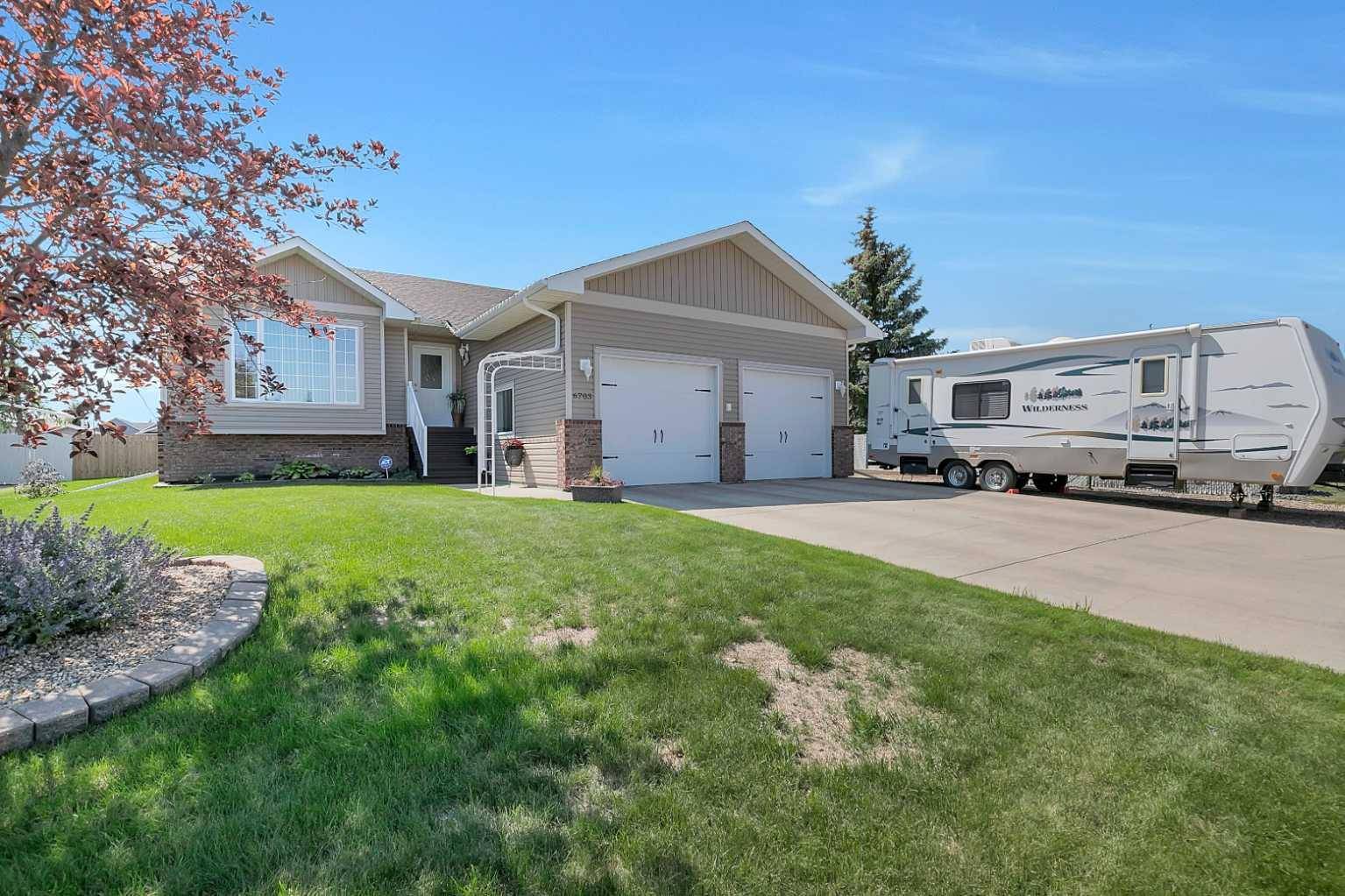 Stettler, AB T0C 2L1,6703 41 AVE