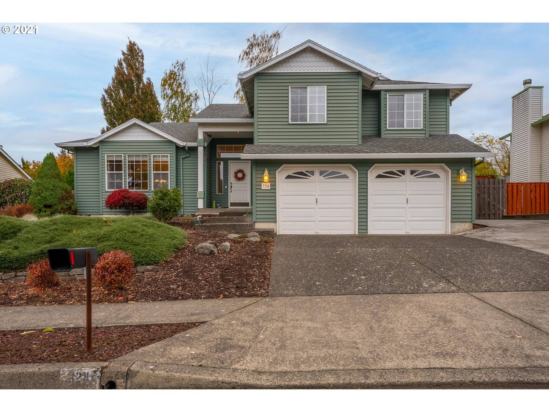 Gresham, OR 97030,324 SW NANCY CIR