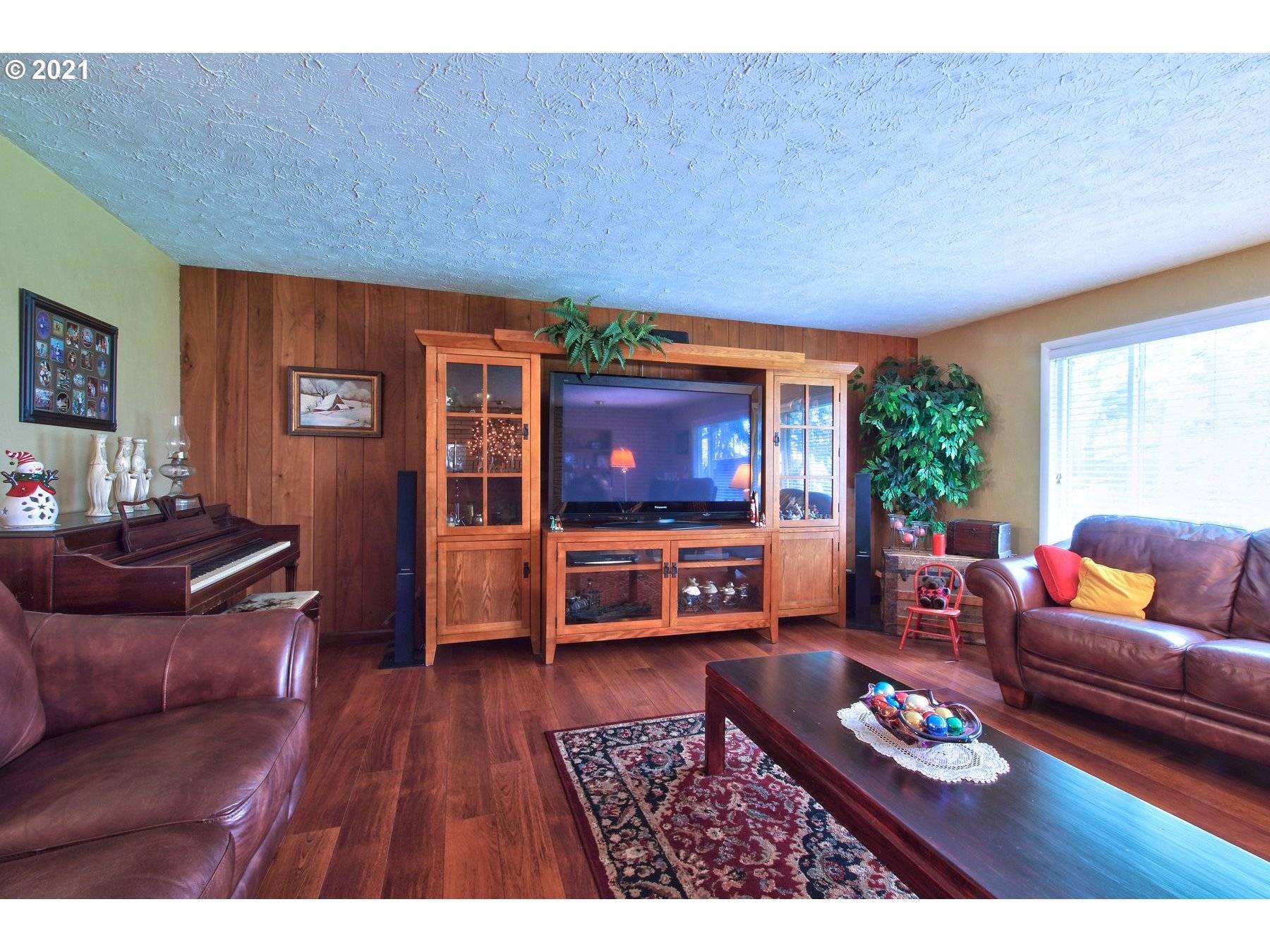 29223 S MERIDIAN RD, Hubbard, OR 97032