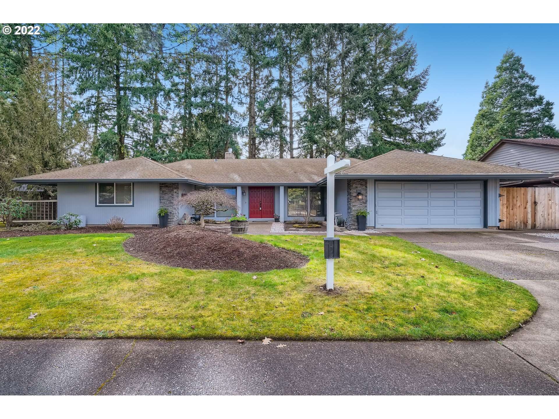 Hillsboro, OR 97123,2264 SE SINGING WOODS DR