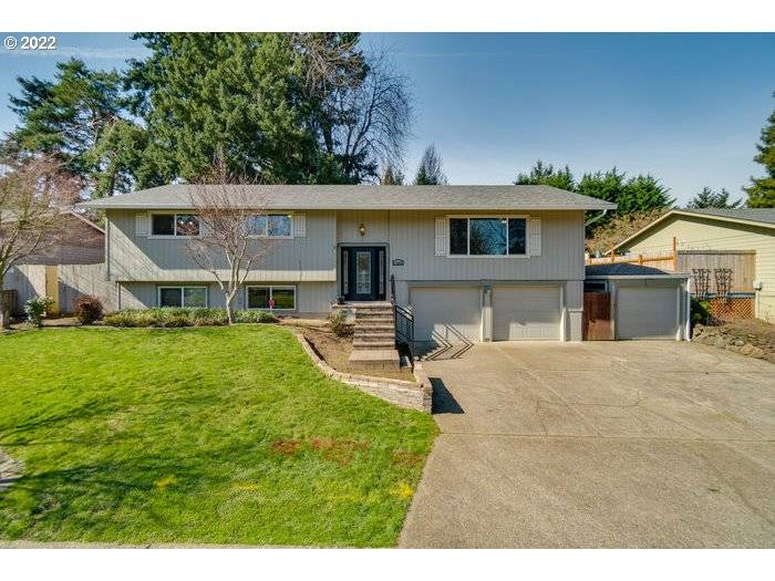 Tualatin, OR 97062,17655 SW CHIPPEWA TRL