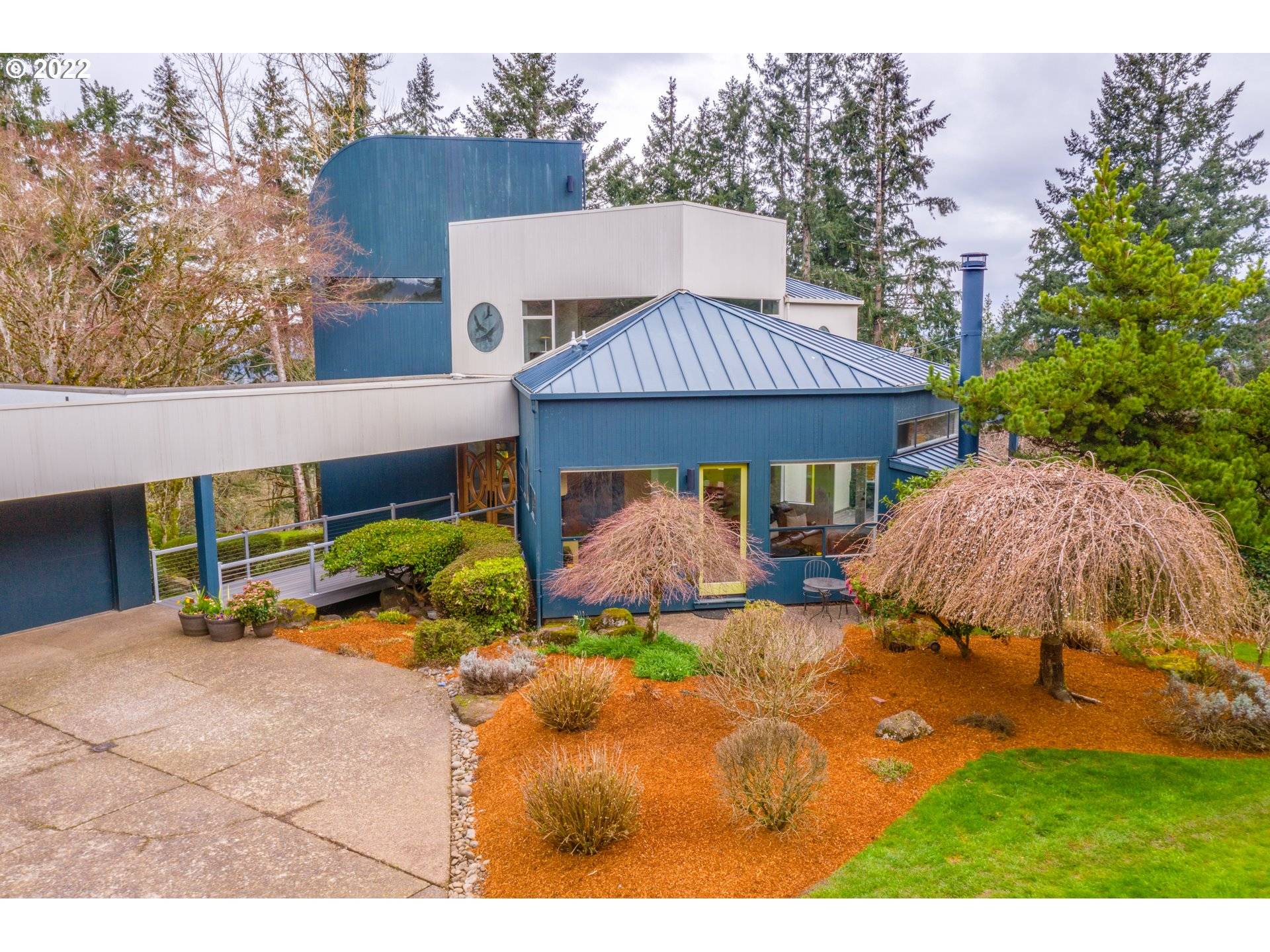 Tualatin, OR 97062,20967 SW MEADOW WAY