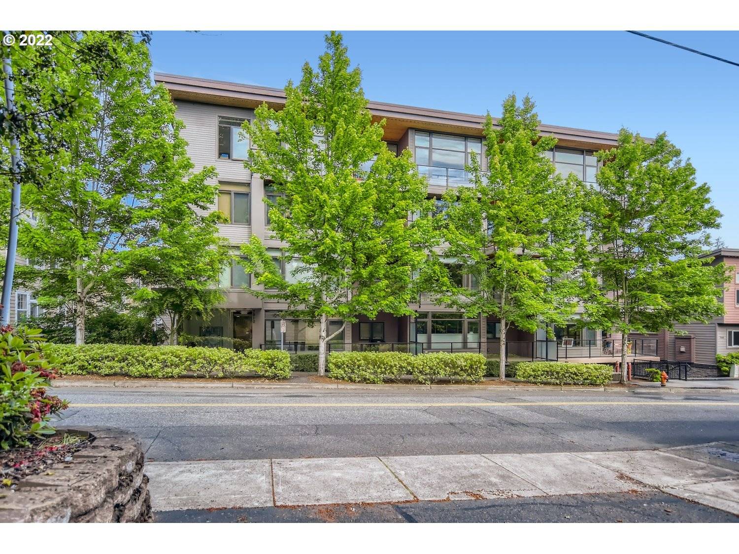 Portland, OR 97219,7910 SW 31ST AVE #403