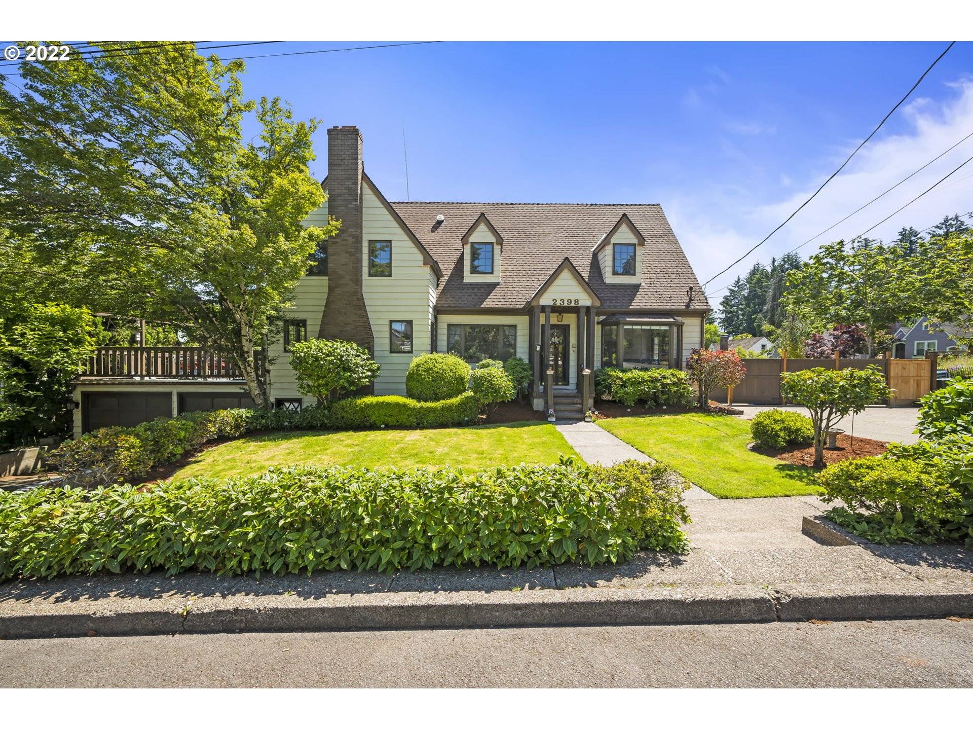 Salem, OR 97302,2398 HIGH ST SE